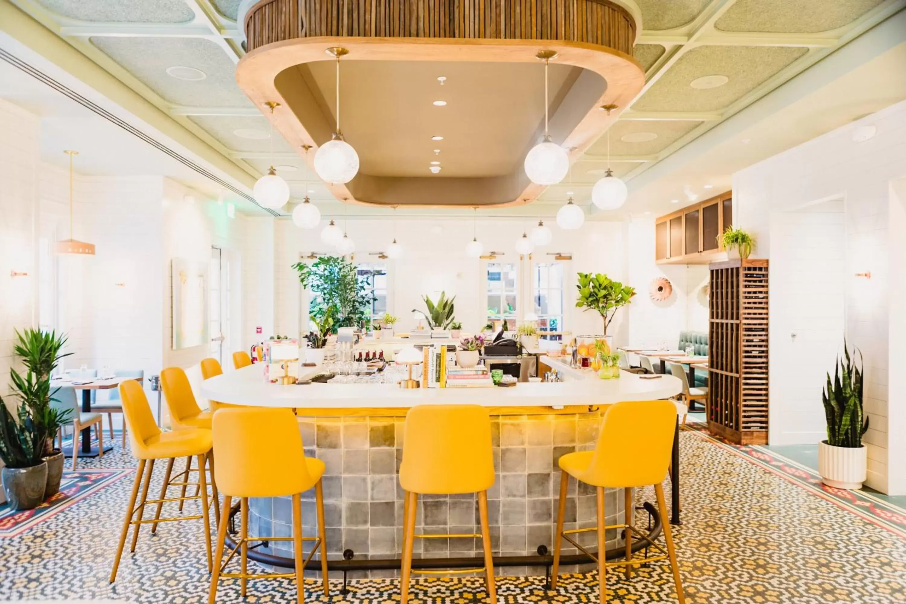 Restaurant/Places to Eat in The Lindy Renaissance Charleston Hotel