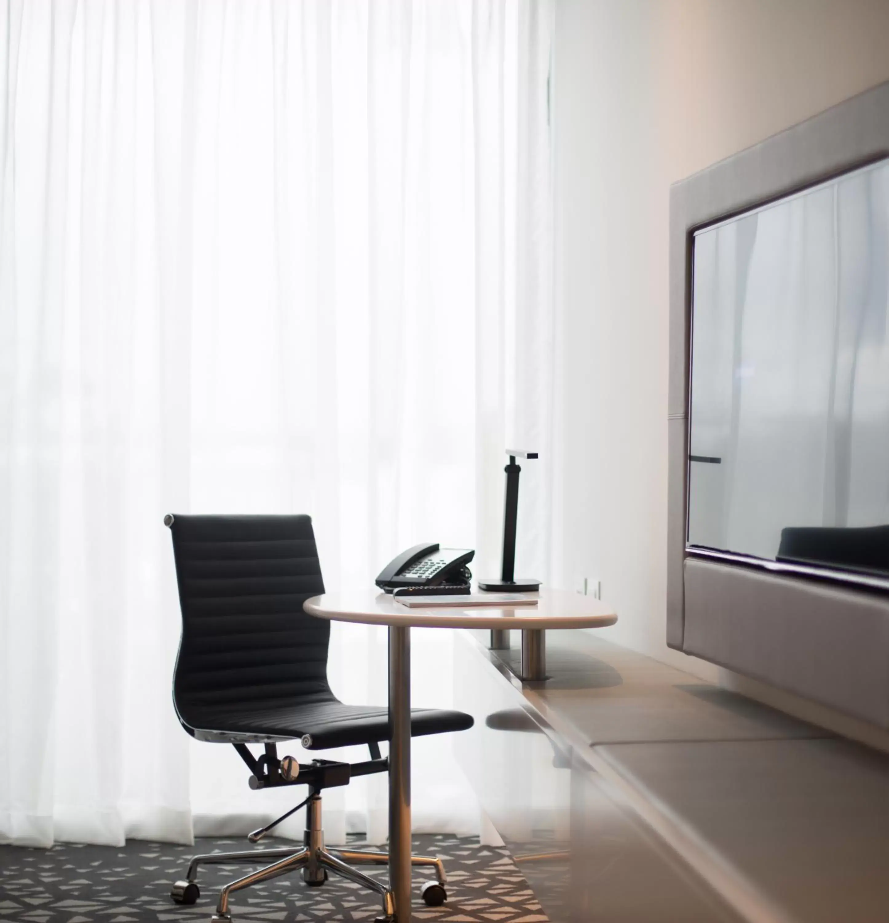 TV and multimedia, TV/Entertainment Center in Pullman Sydney Airport