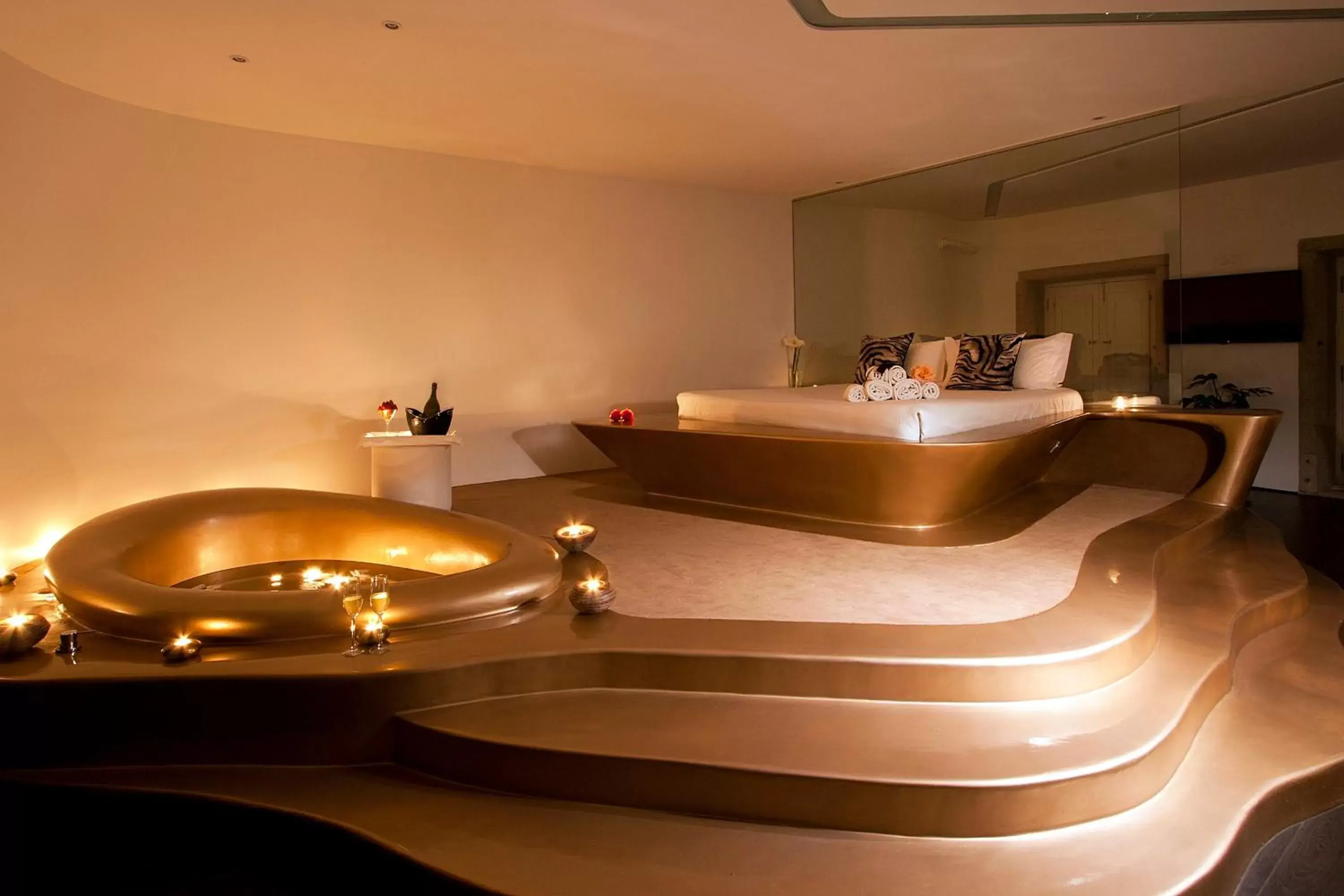 Spa and wellness centre/facilities, Bathroom in Absoluto Design Hotel
