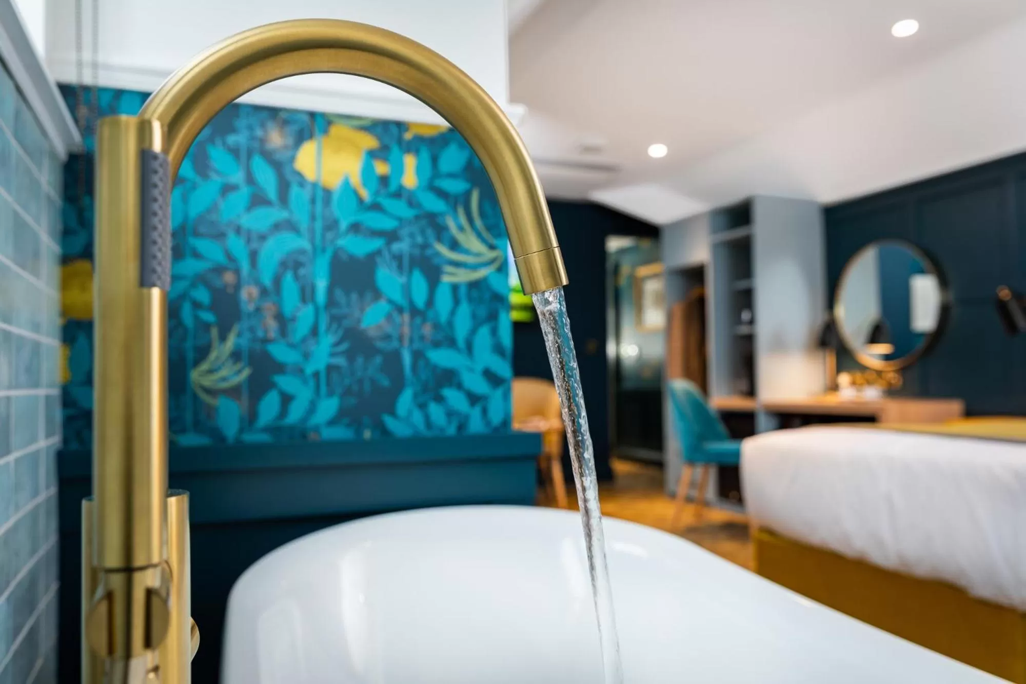 Bedroom, Bathroom in The Springs Resort & Golf Club