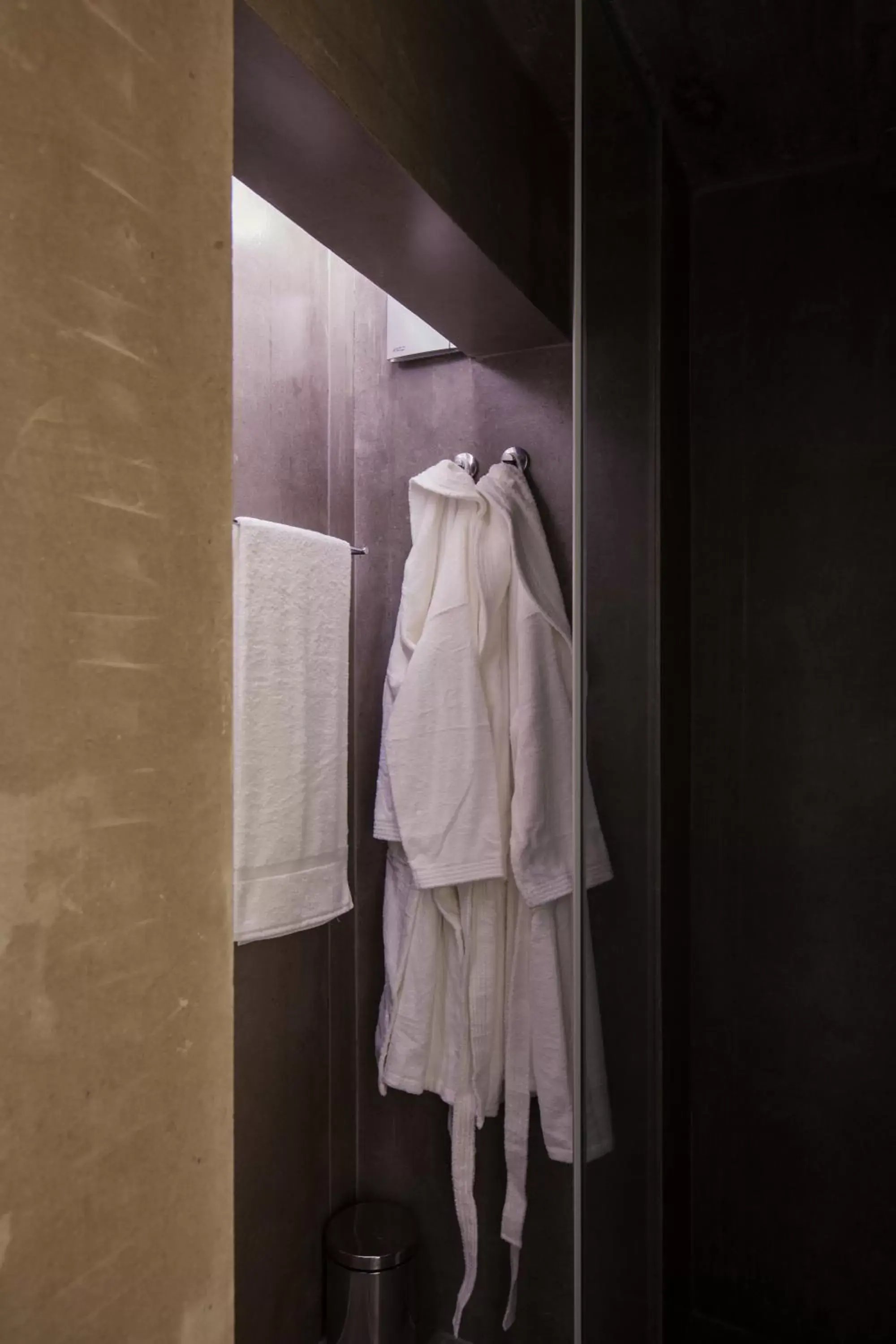 Shower, Bathroom in Azenhas do Mar Valley House