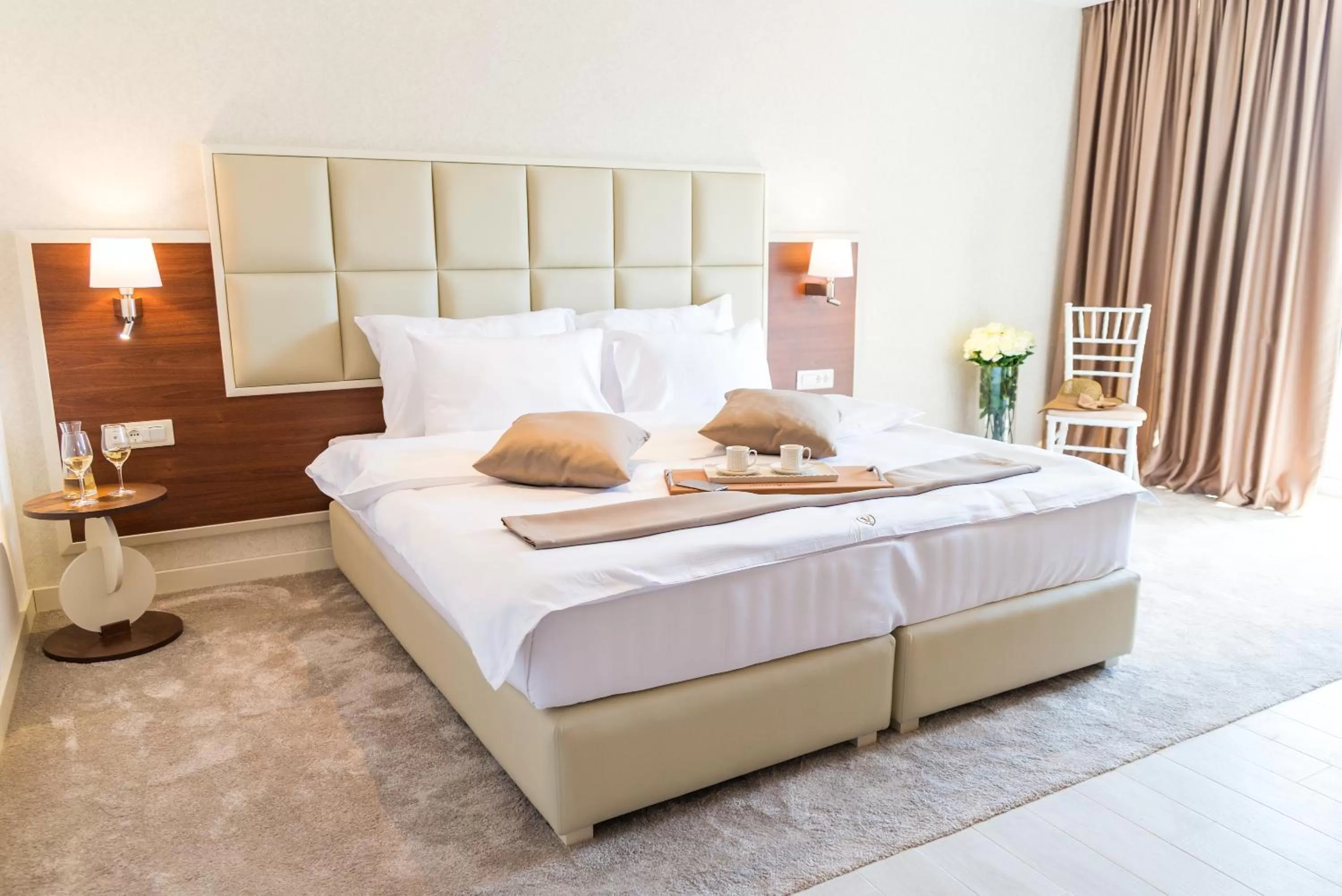 Bedroom, Bed in Hotel Kadmo by Aycon