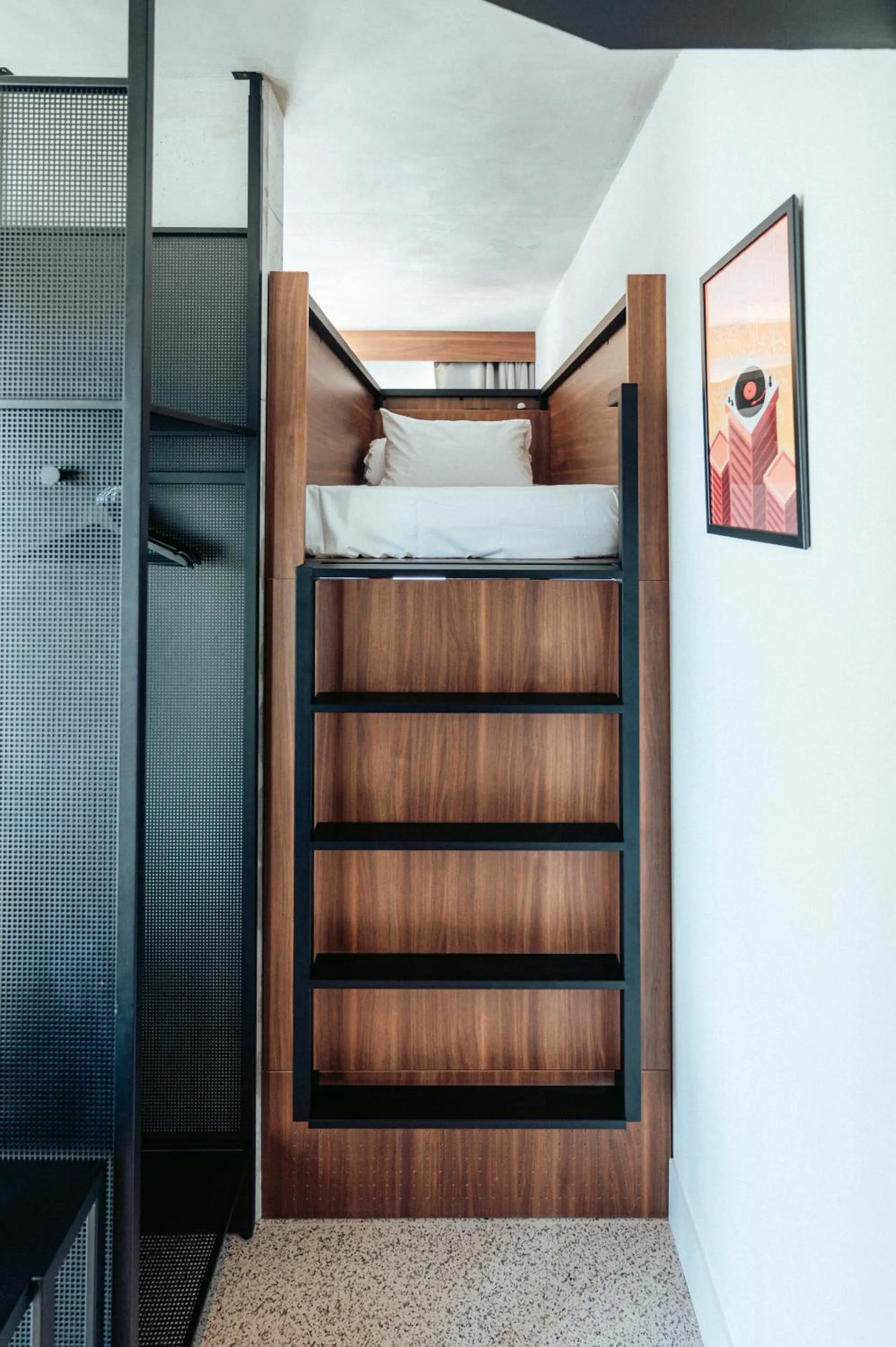 bunk bed, Bed in JOST Hôtel Bordeaux Centre Gare Saint Jean