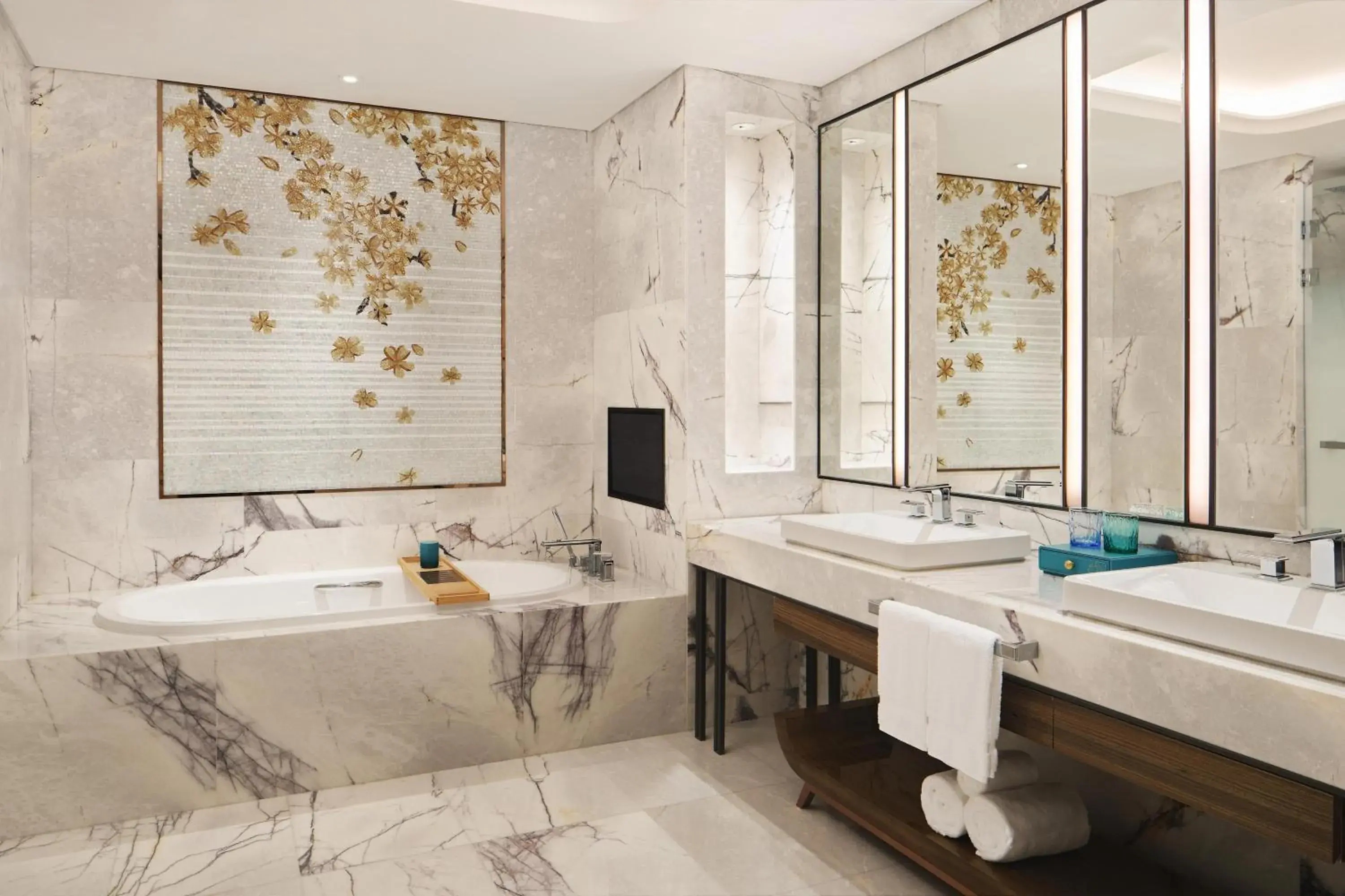 Bathroom in Na Lotus Hotel, a Luxury Collection Hotel, Nanning