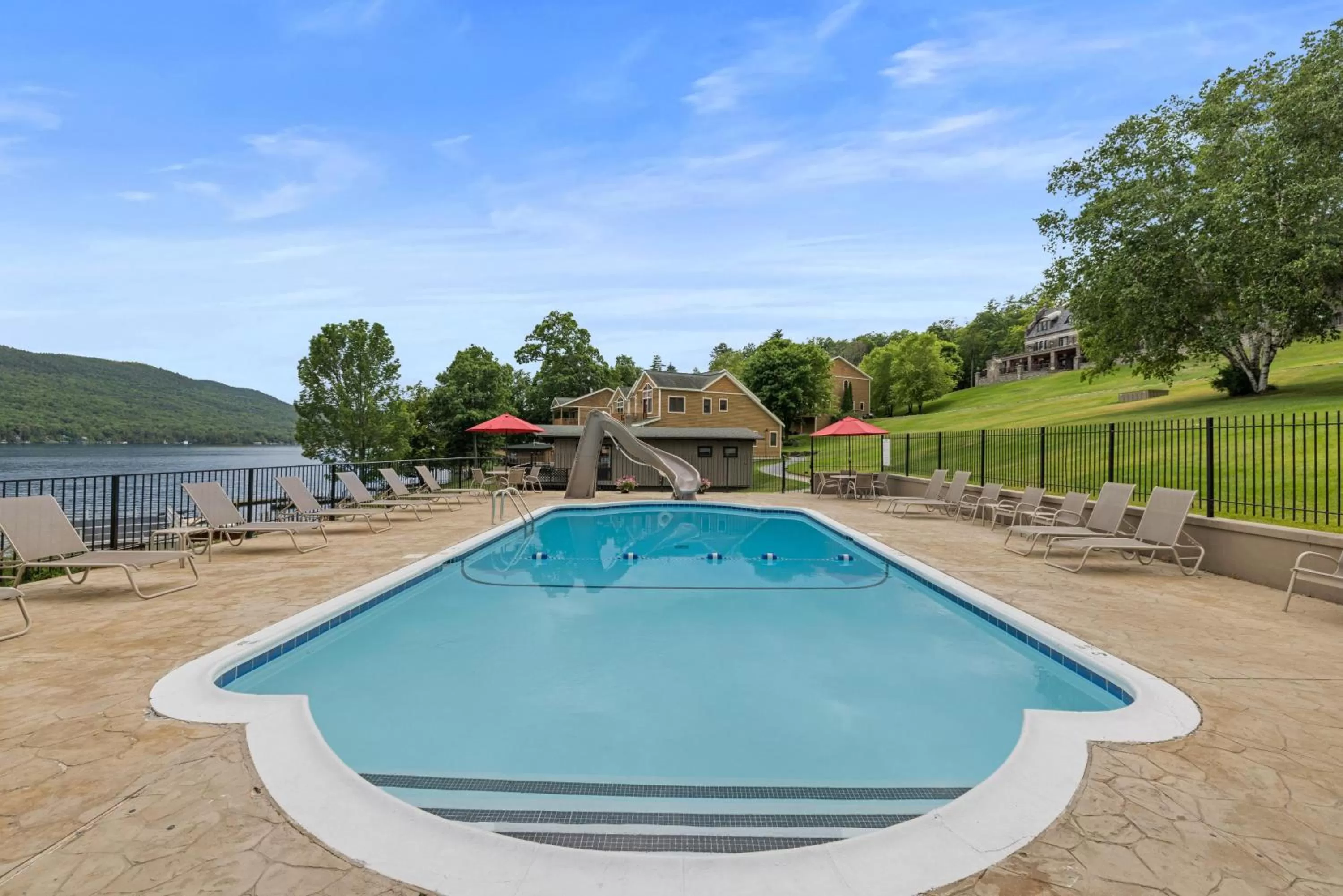 Swimming Pool in The Inn at Erlowest