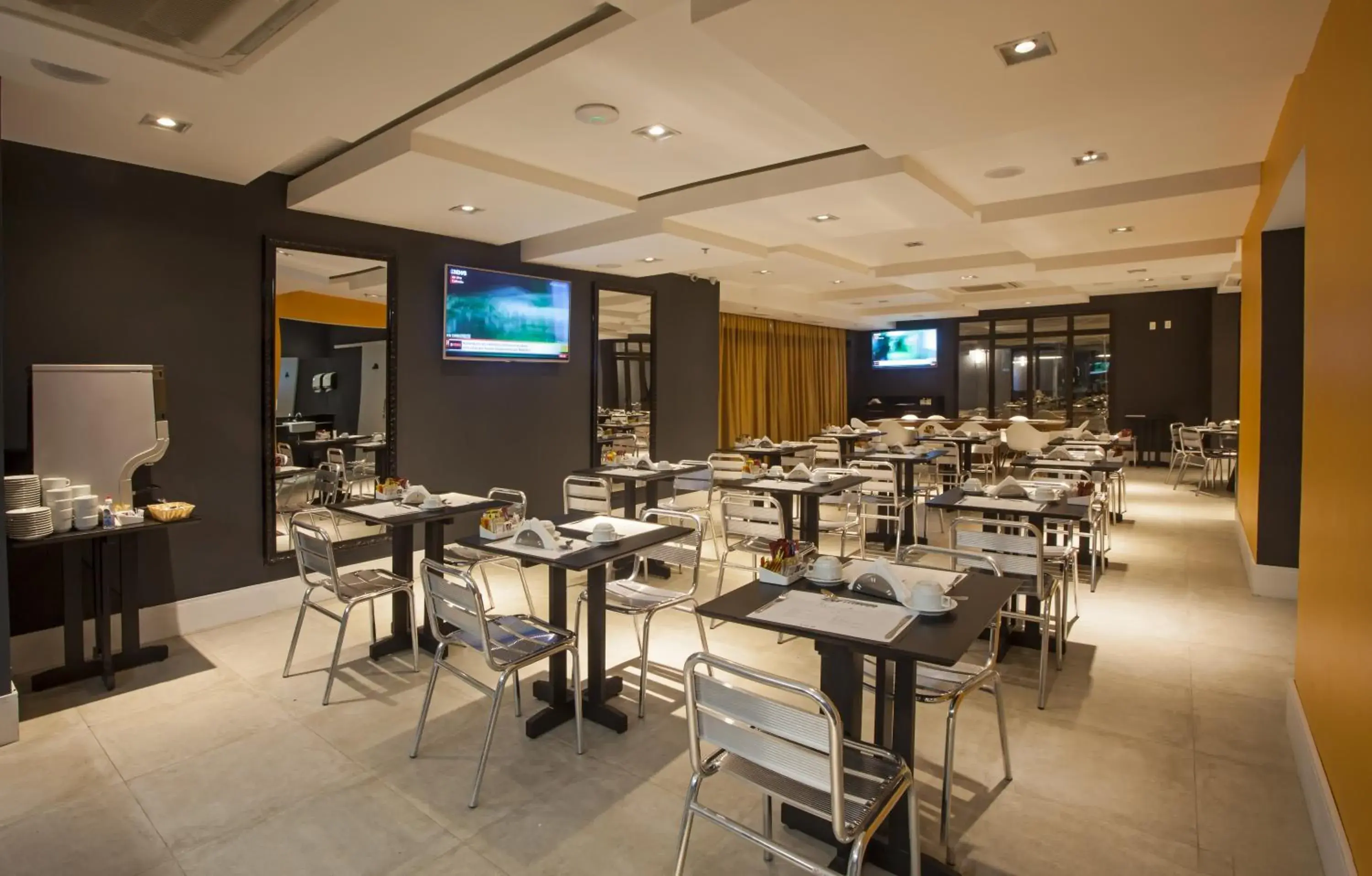 Restaurant/Places to Eat in Ibis Styles RJ Botafogo