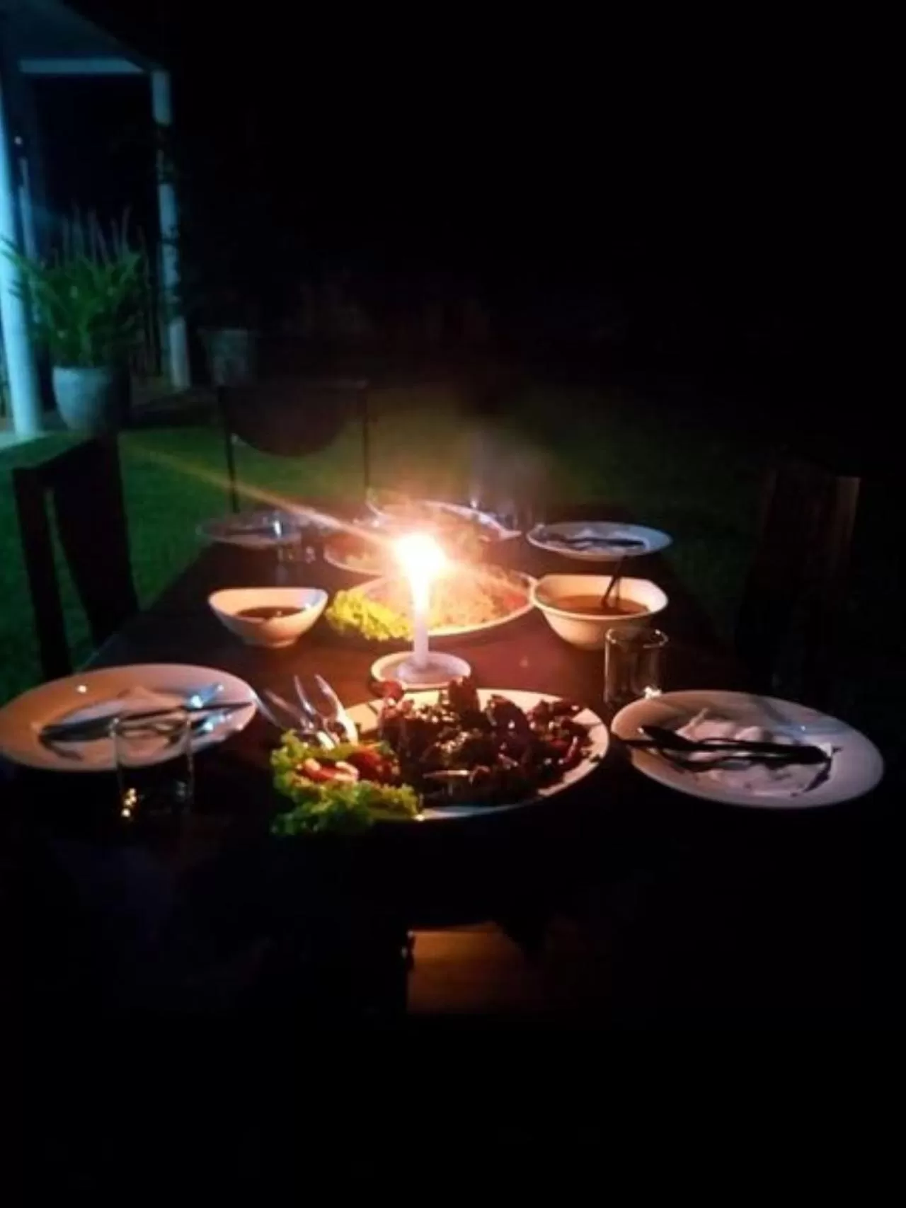 Restaurant/Places to Eat in Villa South