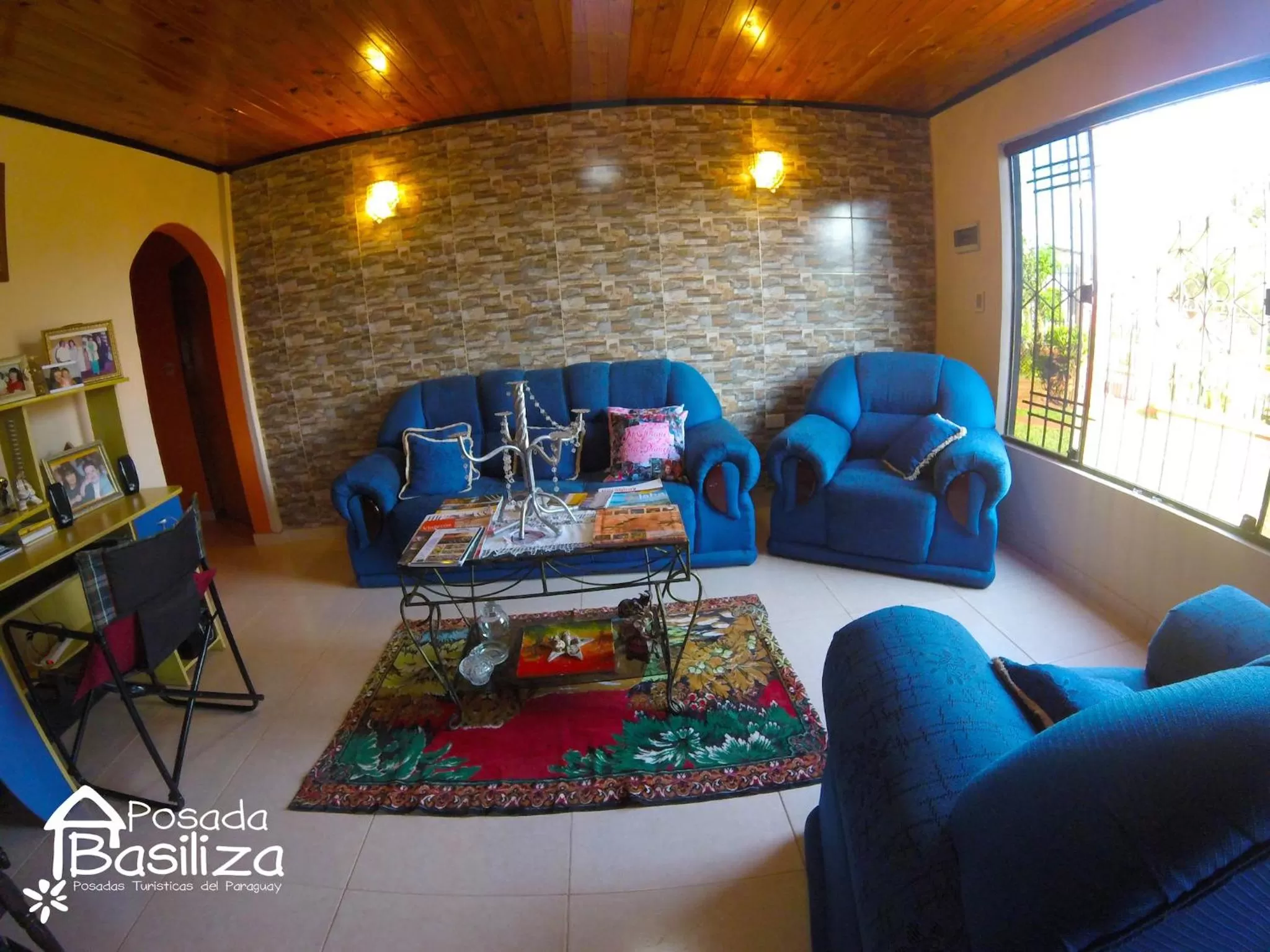 Communal lounge/ TV room in Posada Basiliza, Encarnación PY