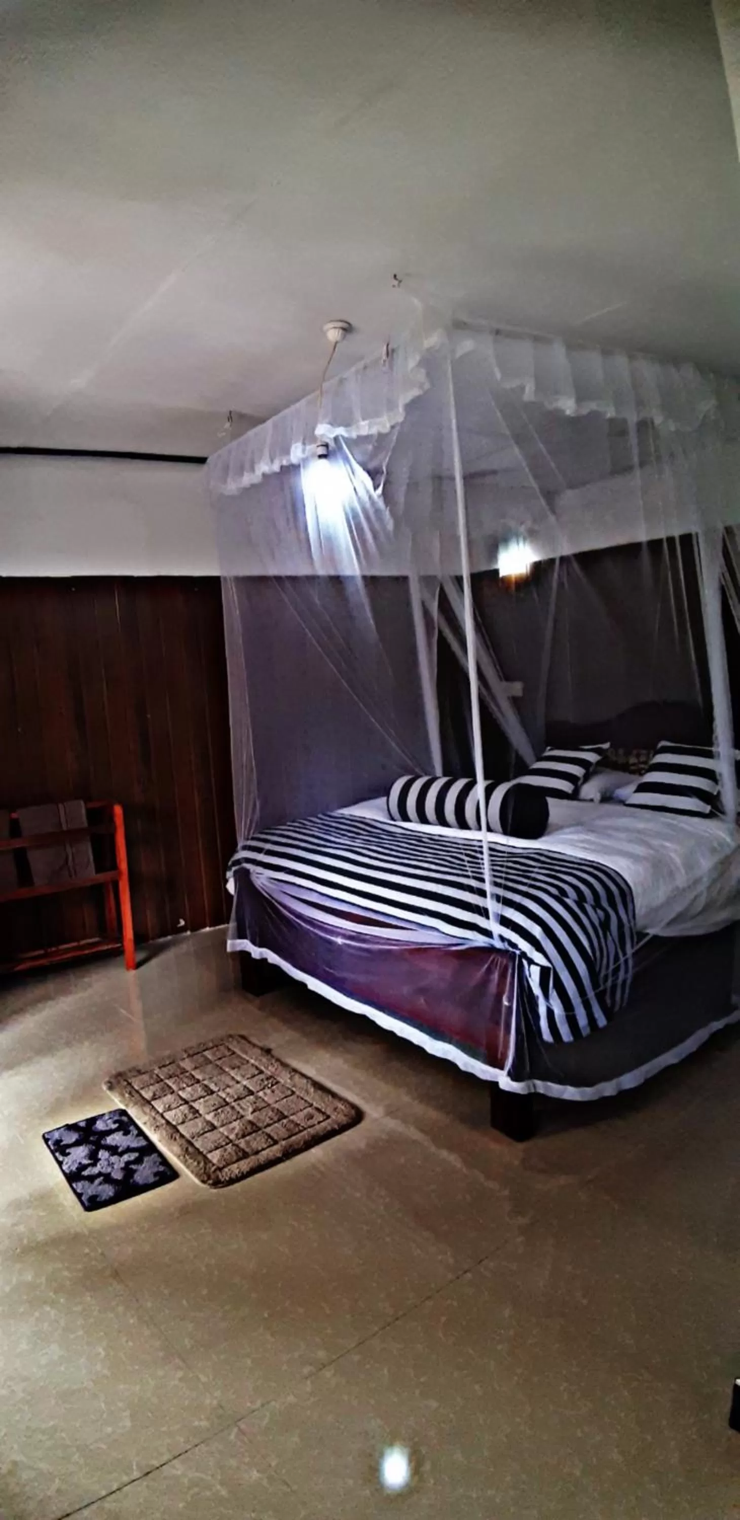 Bed in Cozy Home Stay