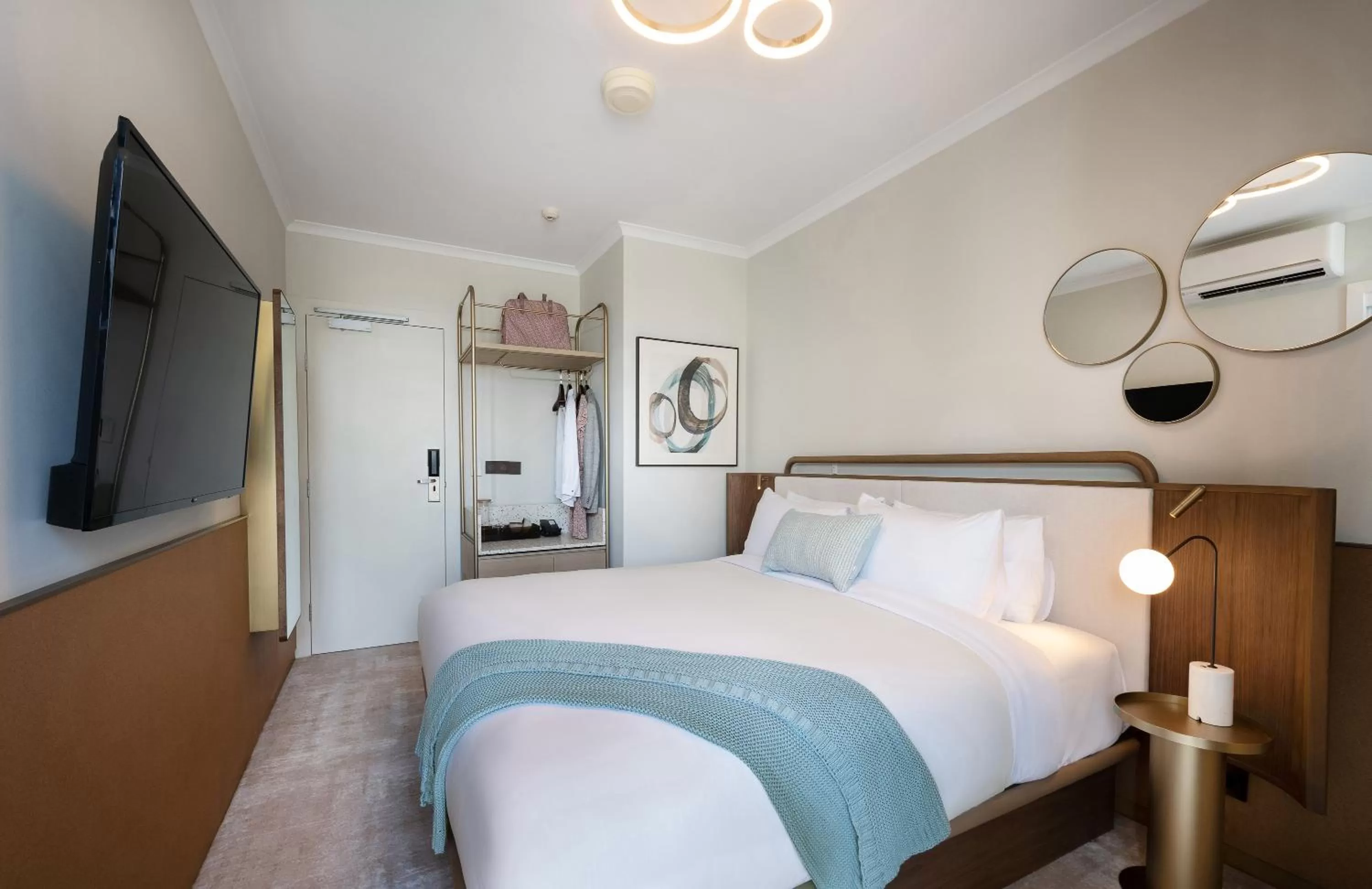 Bed in Mantra Terrace Brisbane