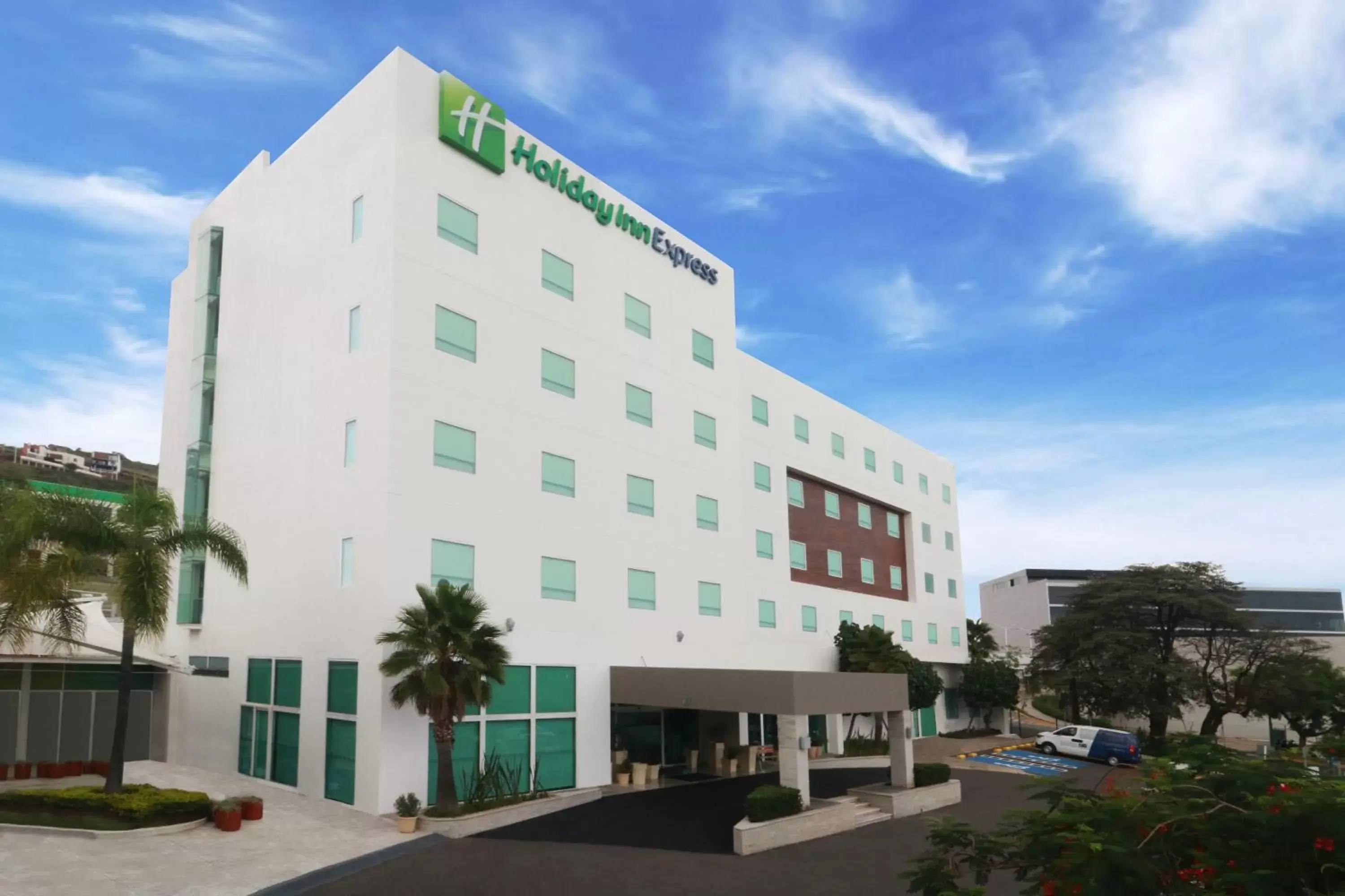 Property Building in Holiday Inn Express Guadalajara Iteso, an IHG Hotel