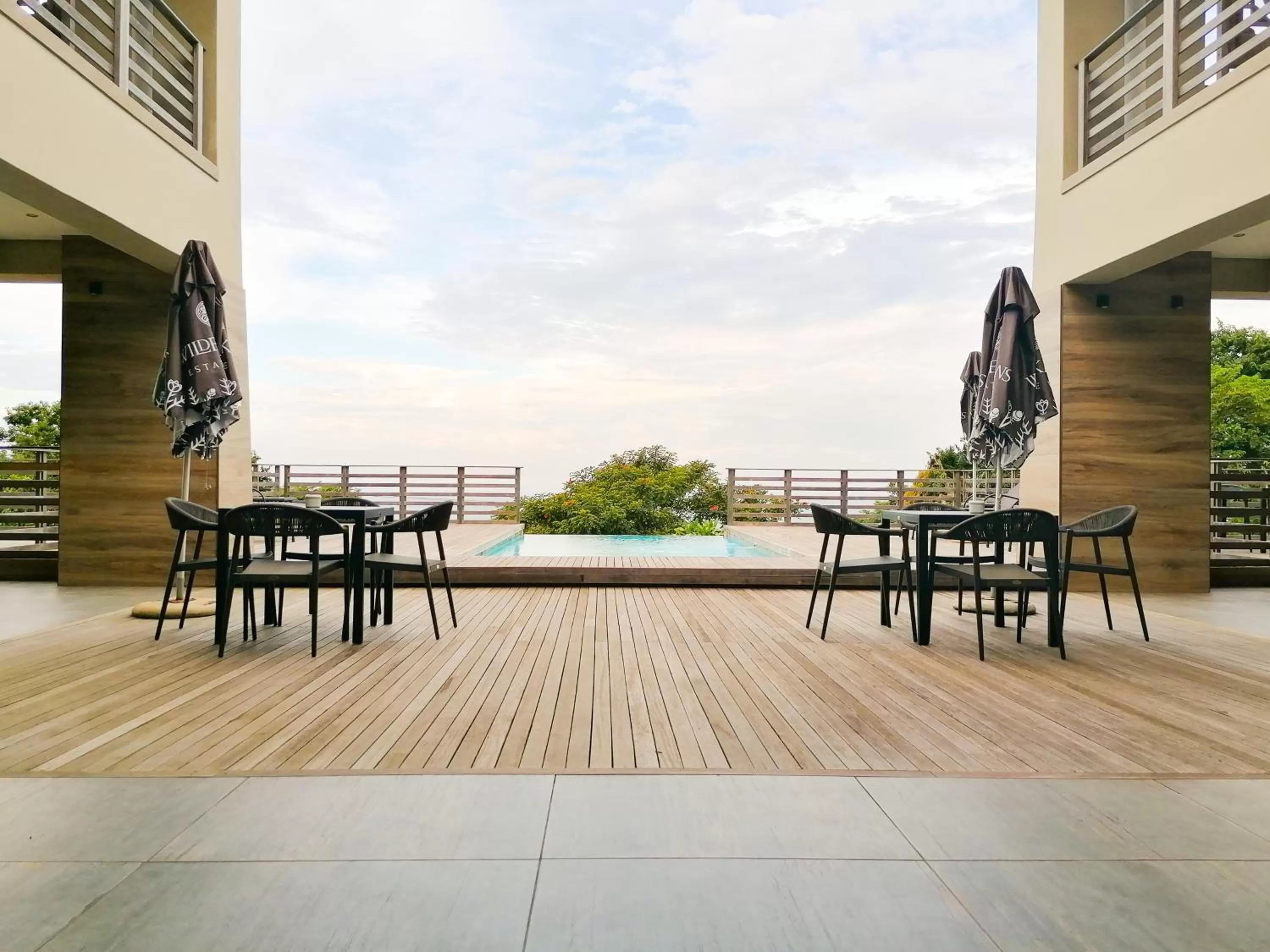 Balcony/Terrace in Endless Horizons Boutique Hotel