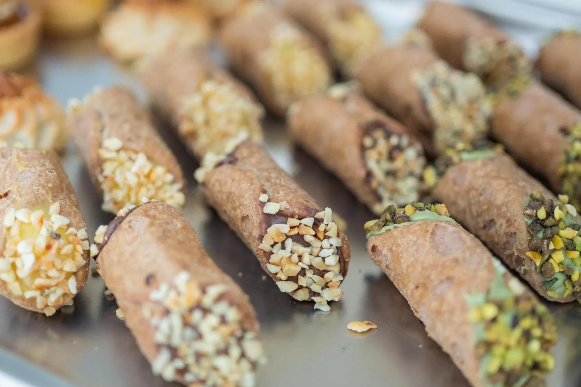 Lounge or bar in El Homs Palace Hotel