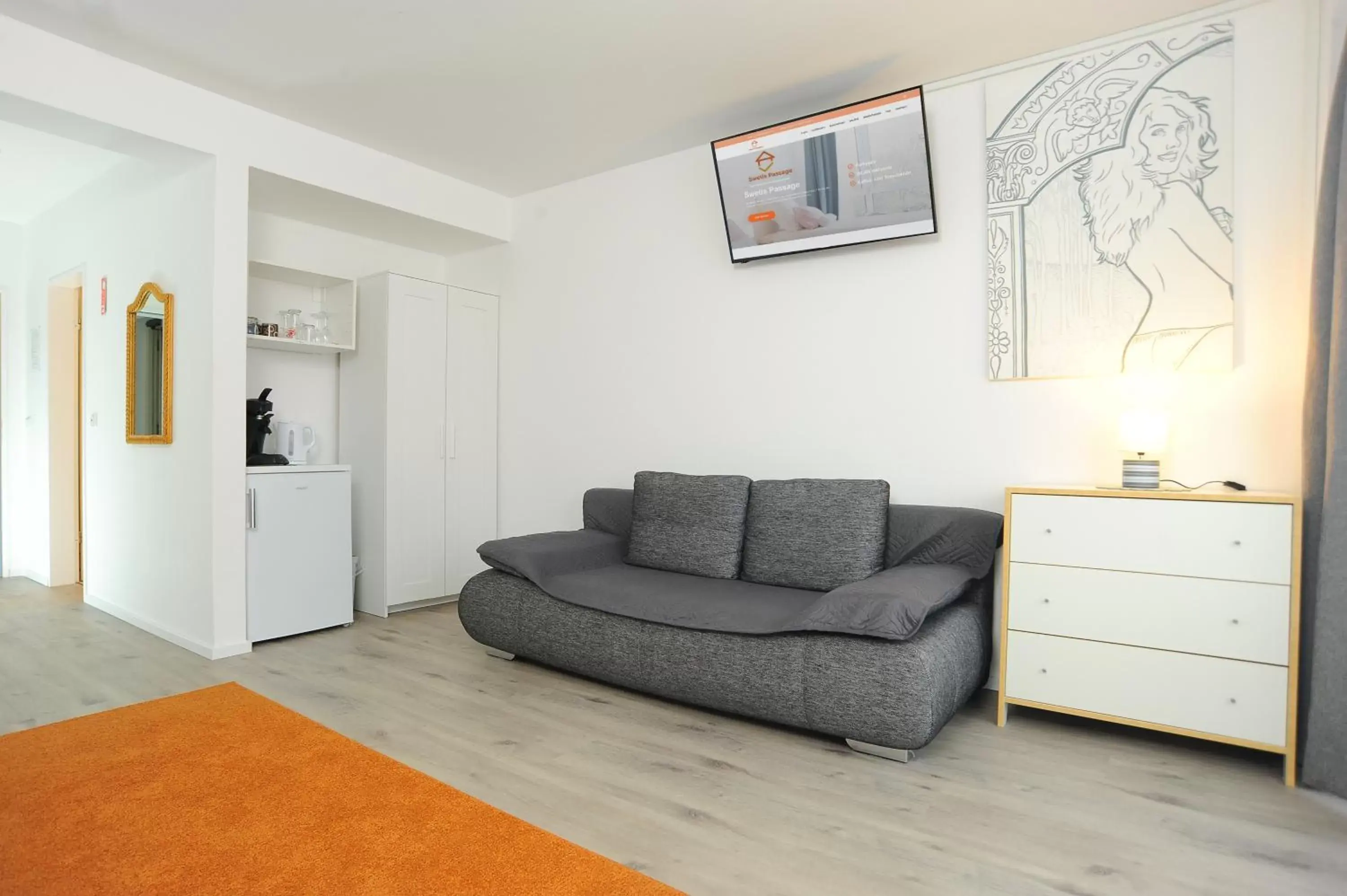 Large Double or Twin Room in Swetis Passage Large Double or Twin Room in Swetis Passage