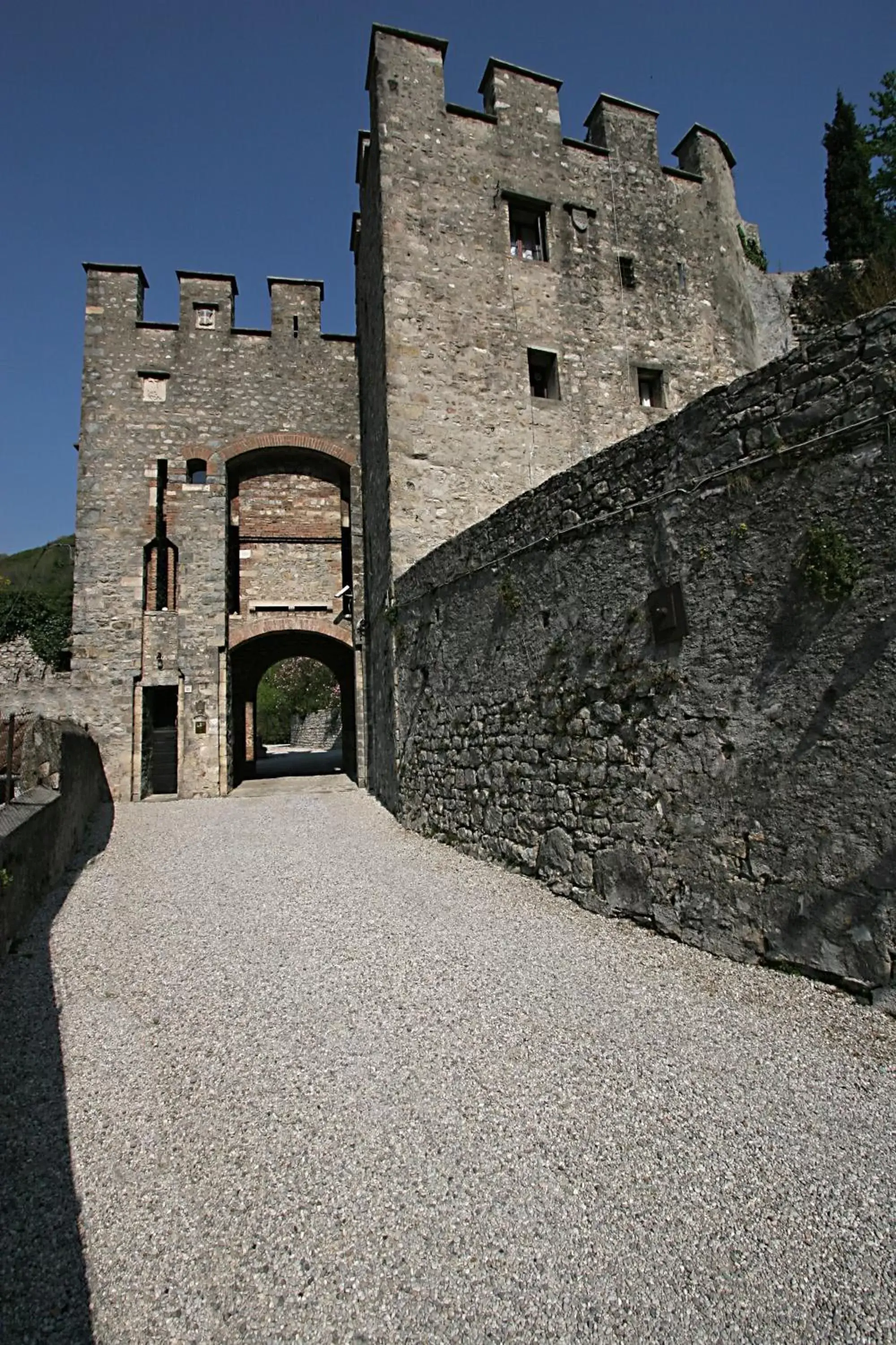 Facade/entrance, Property Building in Castrum di Serravalle