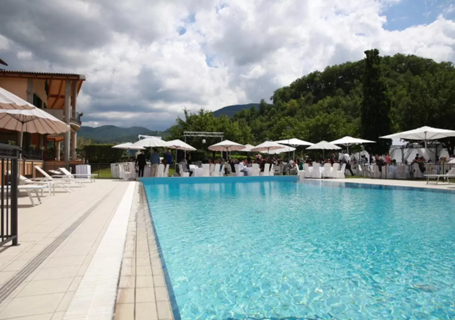 Swimming Pool in Grand Hotel Elite