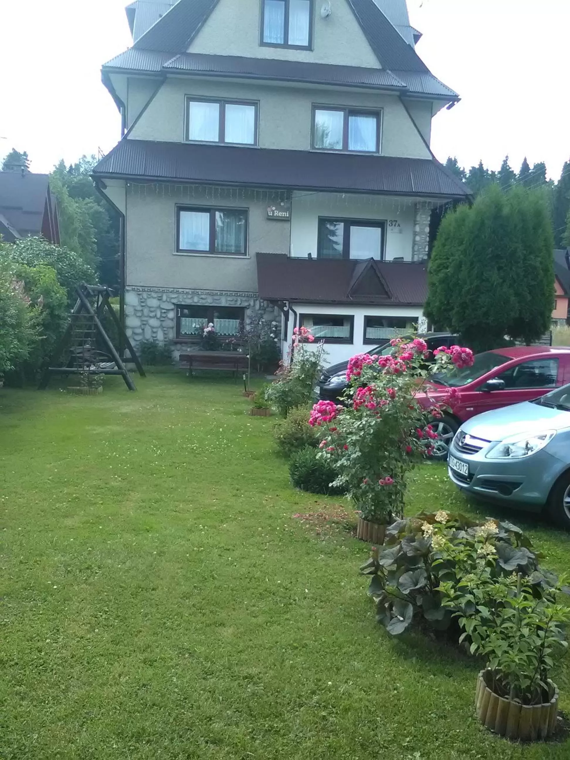 Property Building in Noclegi U Reni