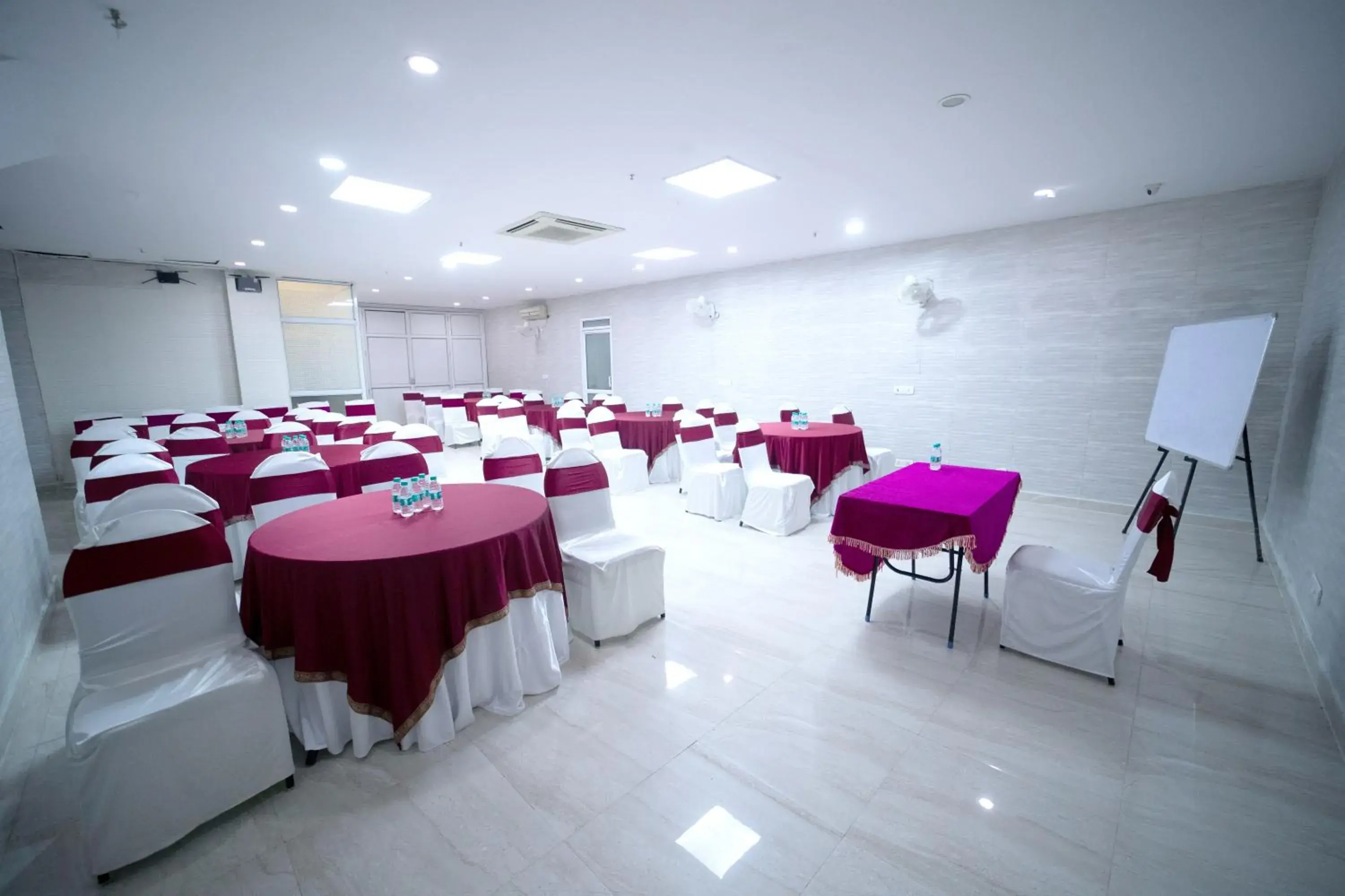 Meeting/conference room, Banquet Facilities in Kastor International Hotel