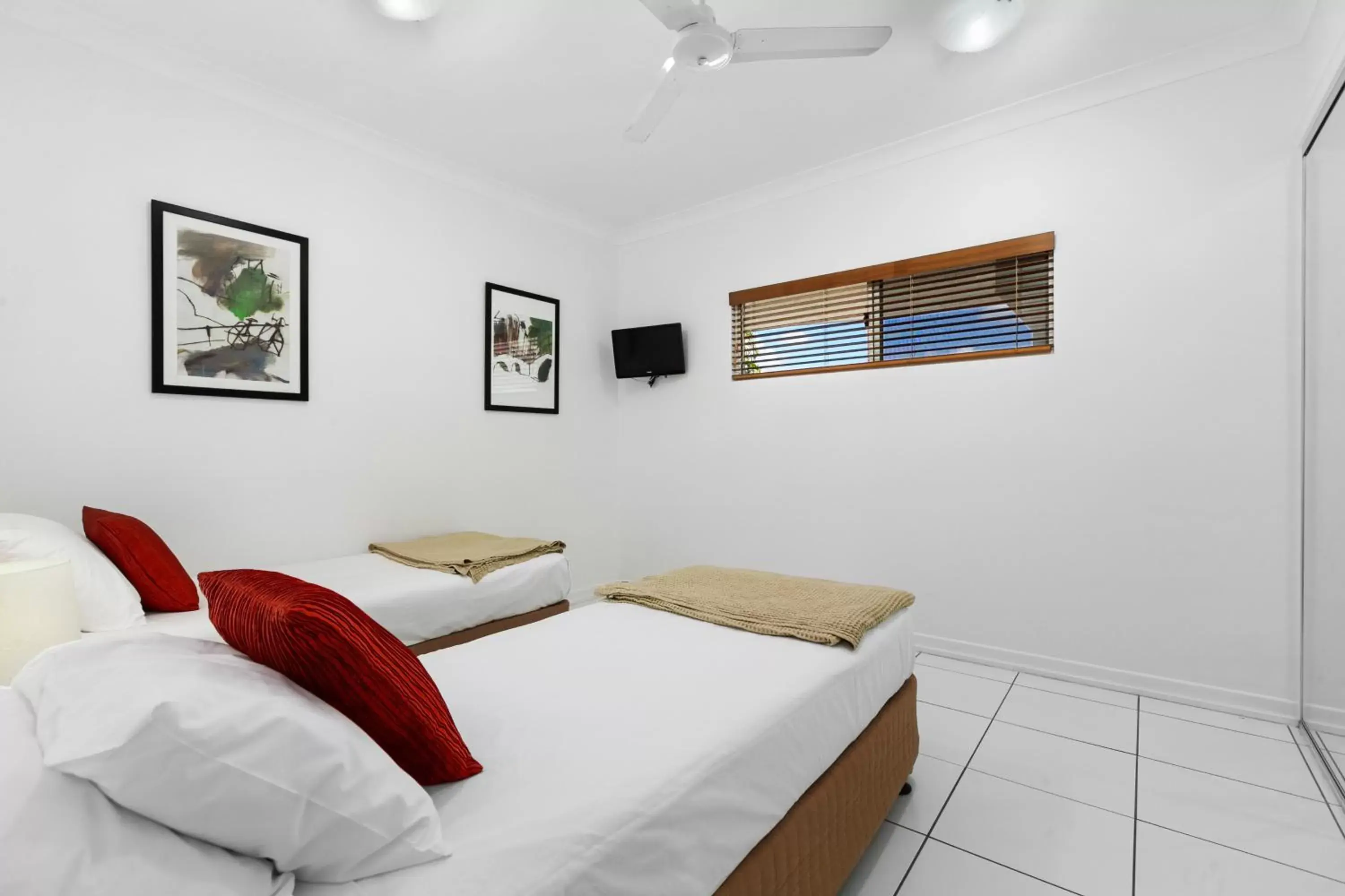 Bedroom, Bed in Bellevue At Trinity Beach Bedroom, Bed in Bellevue At Trinity Beach