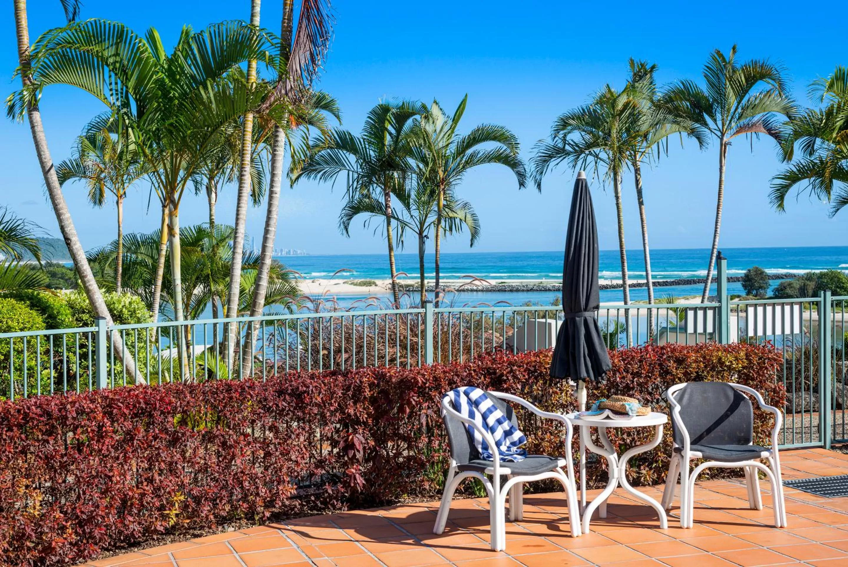 Pool view in Little Cove Currumbin