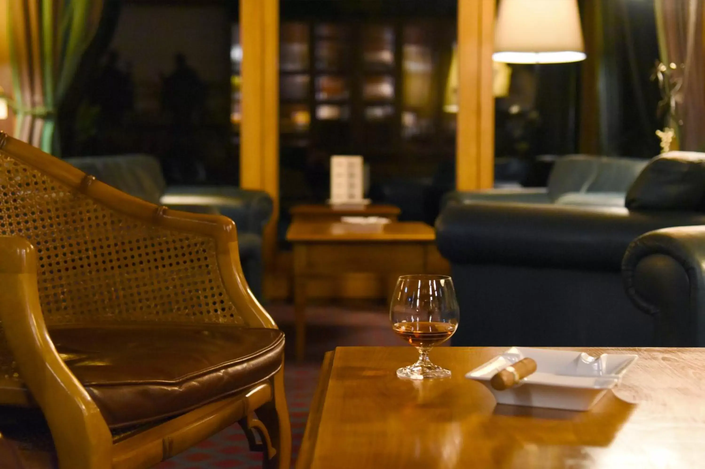 Lounge or bar, Restaurant/Places to Eat in Hôtel des Vignes