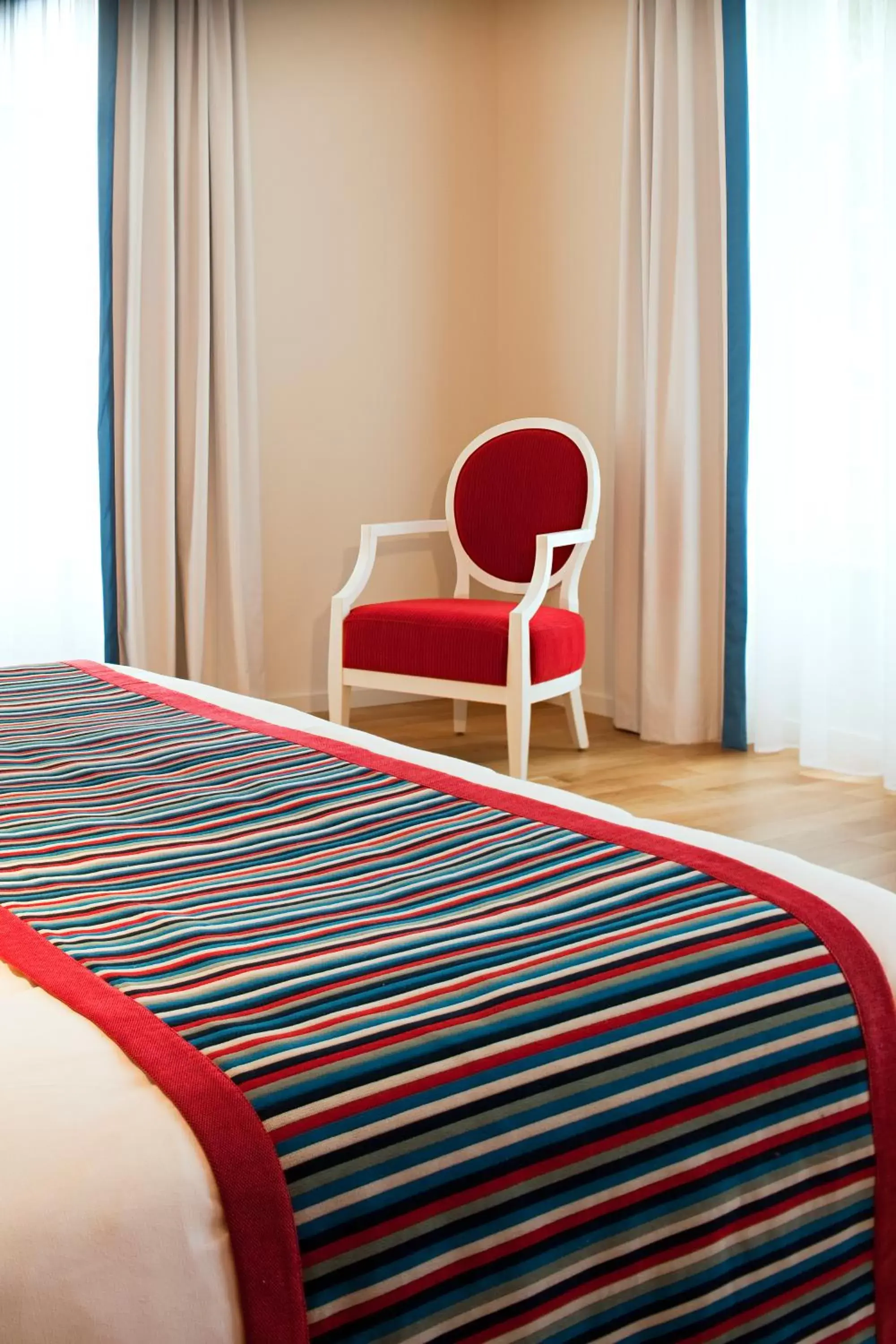 Bed in Hôtel Mercure Vittel