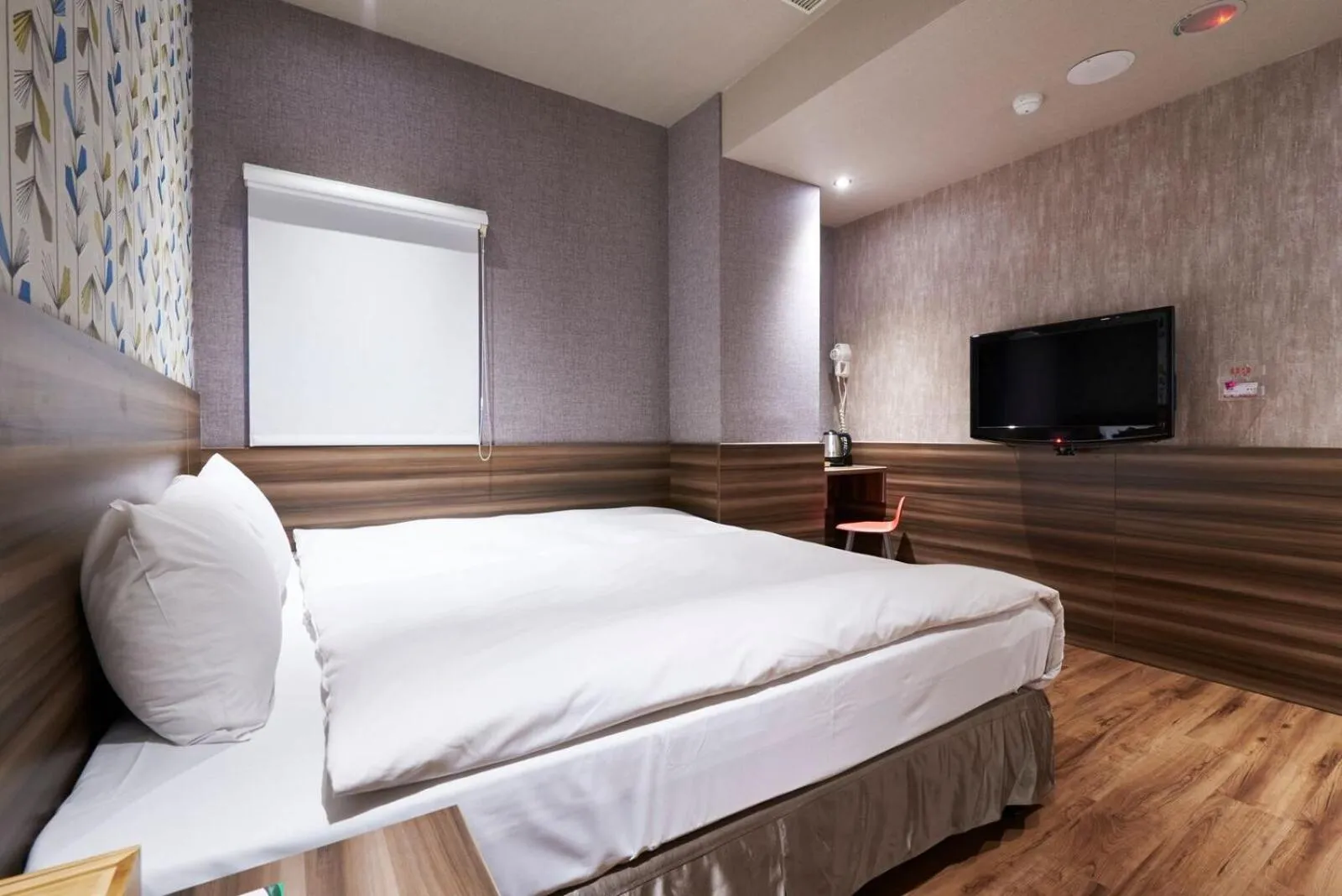 Bed in Tomorrow Hotel