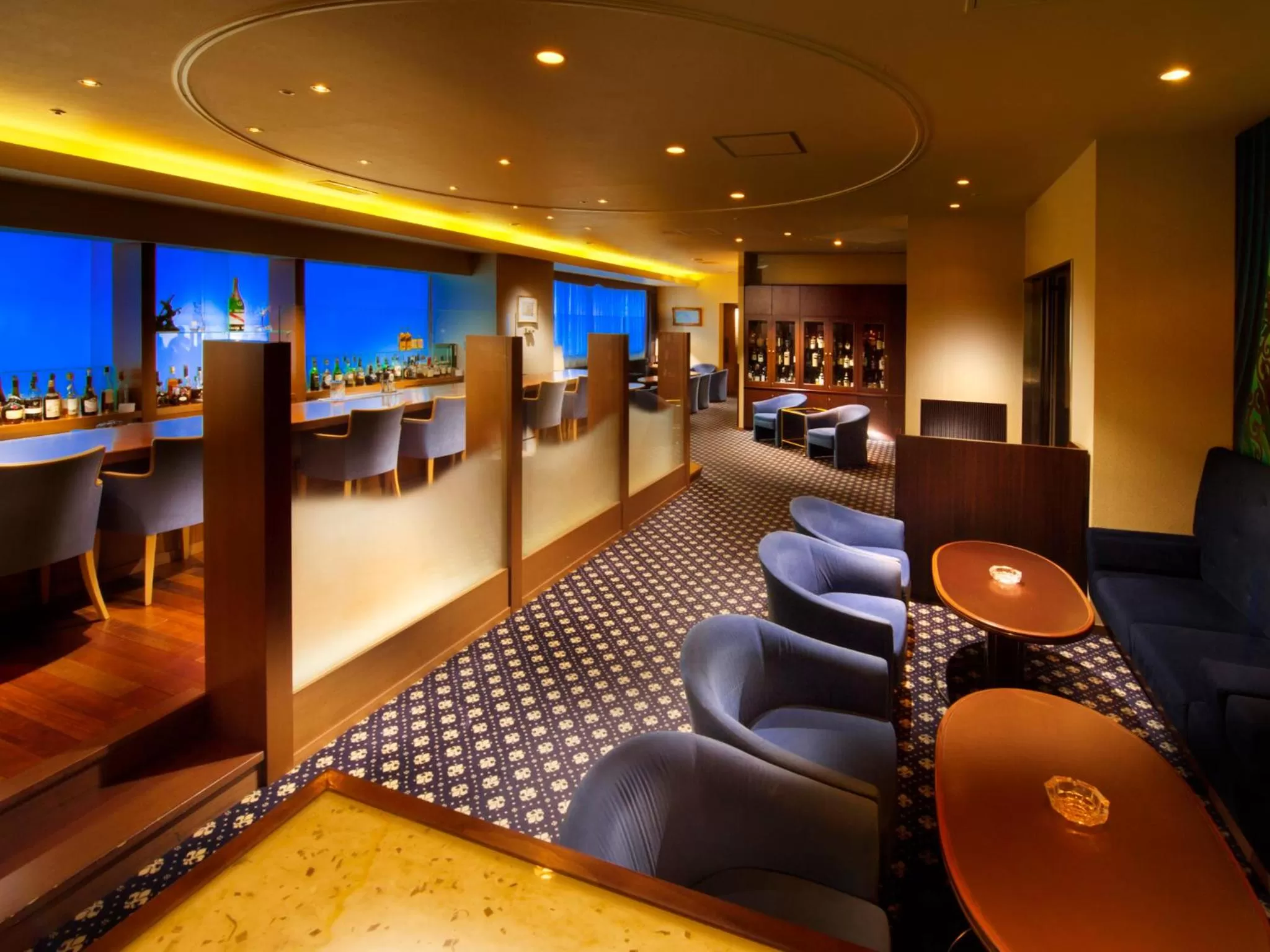 Lounge or bar in Hotel Crown Palais Hamamatsu