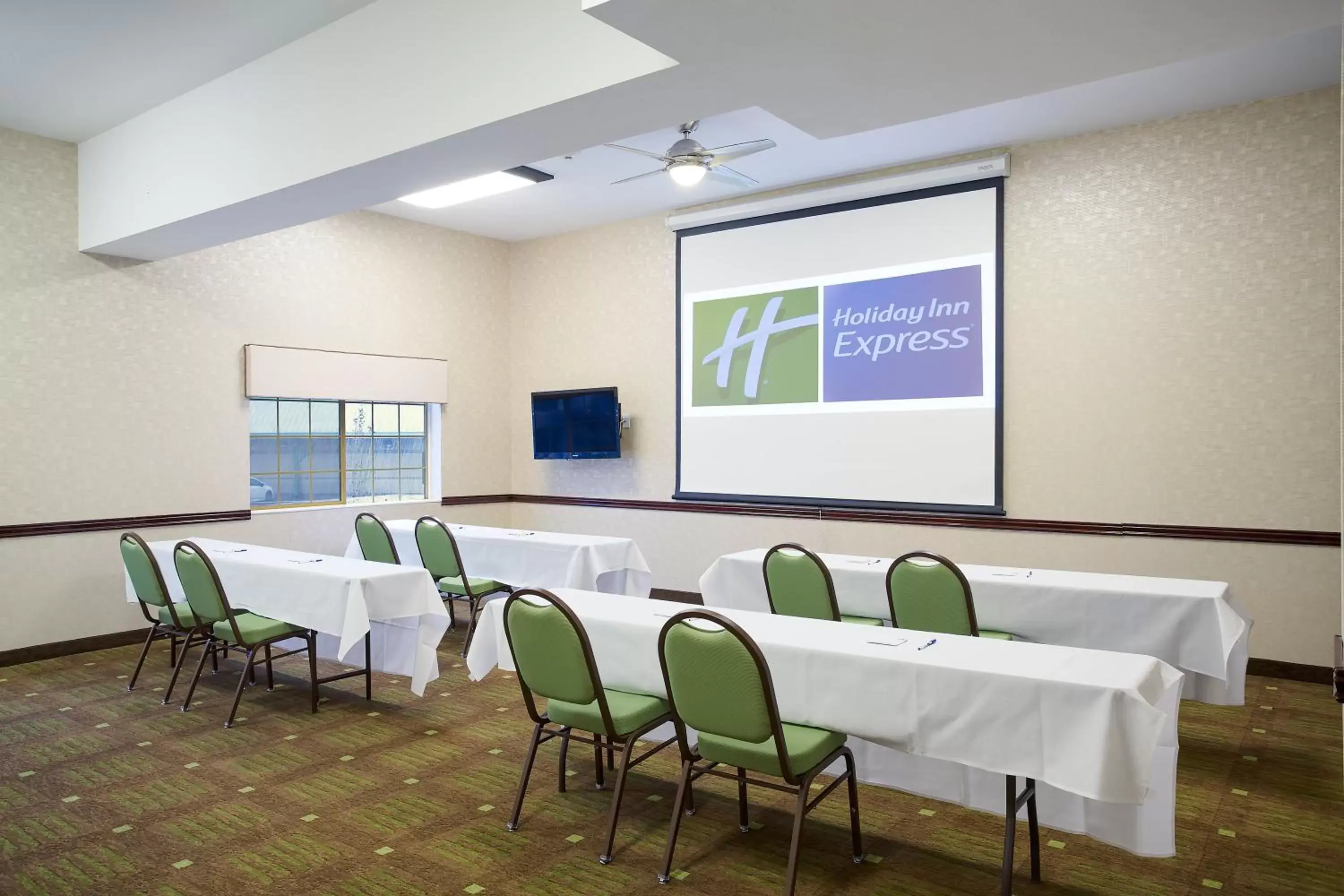 Meeting/conference room in Holiday Inn Express Layton - I-15, an IHG Hotel