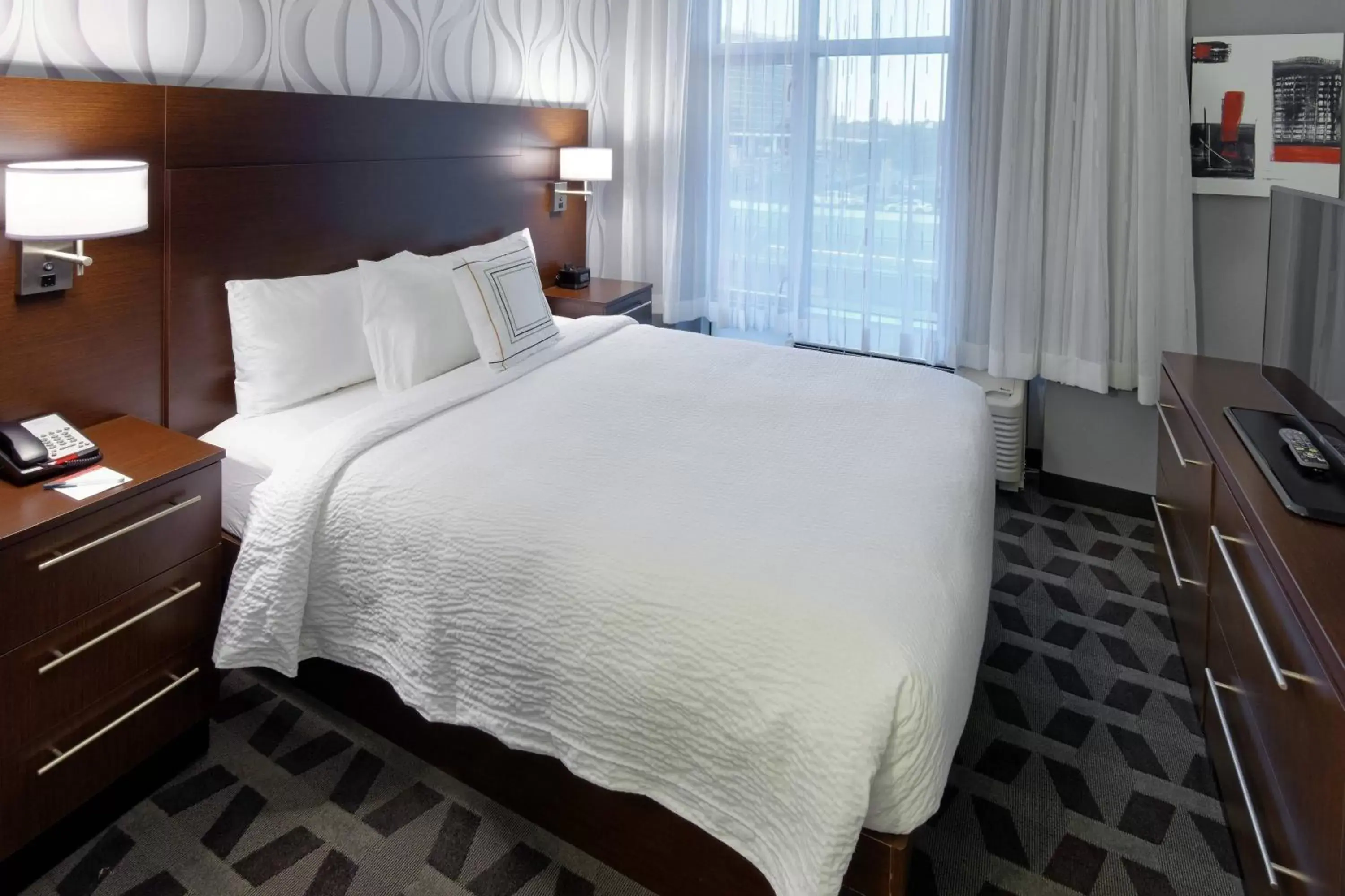 Bedroom, Bed in TownePlace Suites by Marriott Springfield