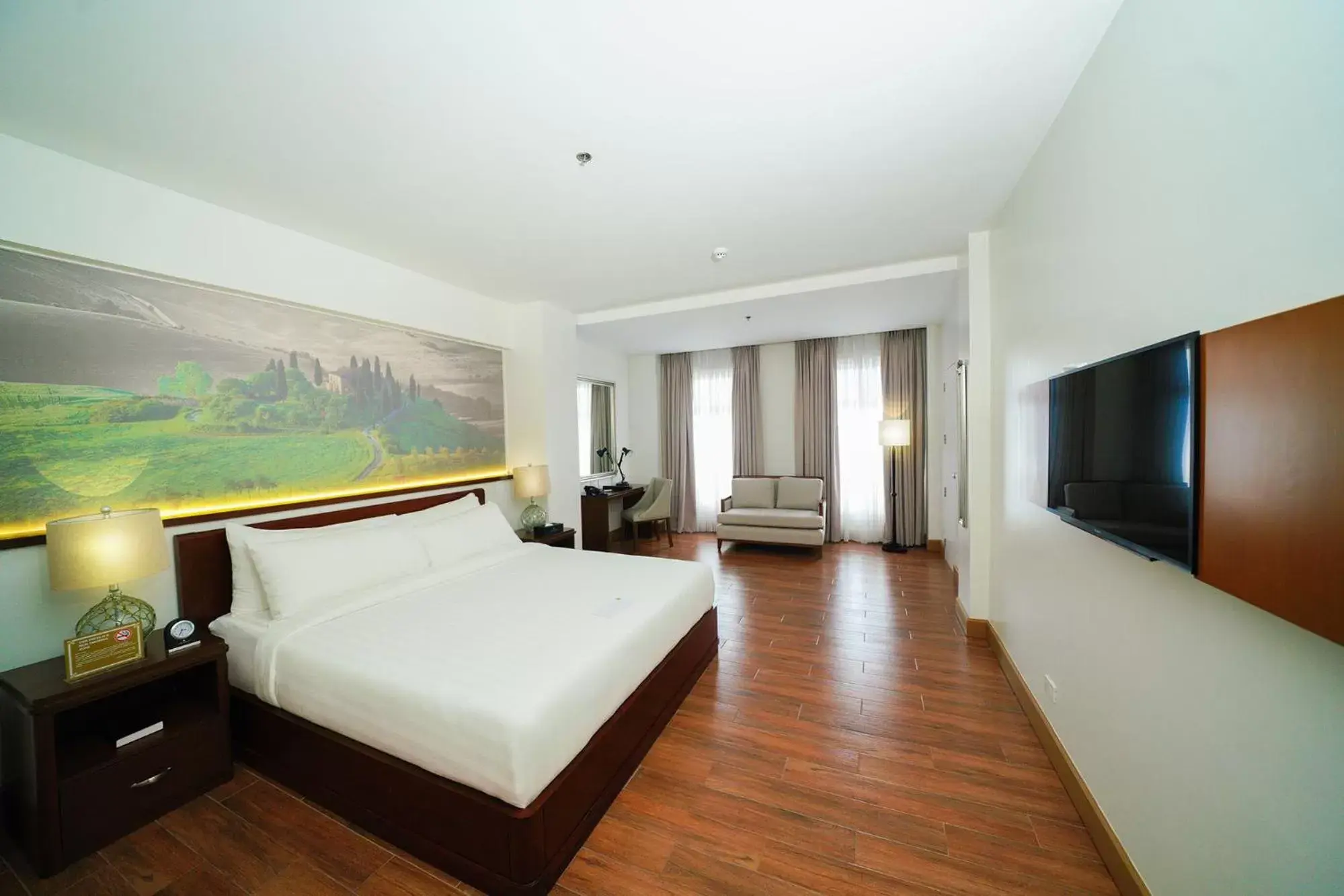 Bed in Hotel Carlito Tagaytay