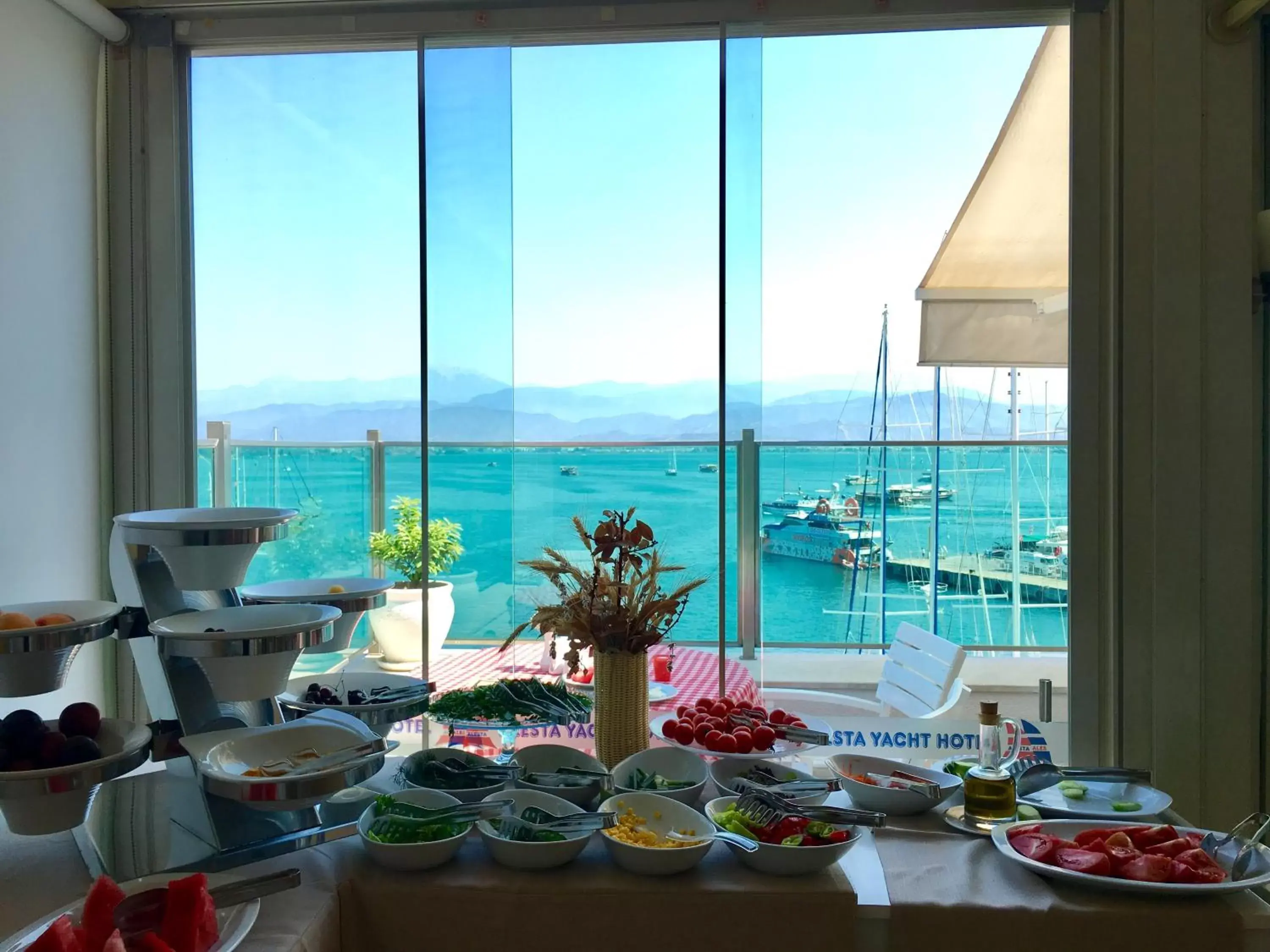 Breakfast in Alesta Yacht Hotel