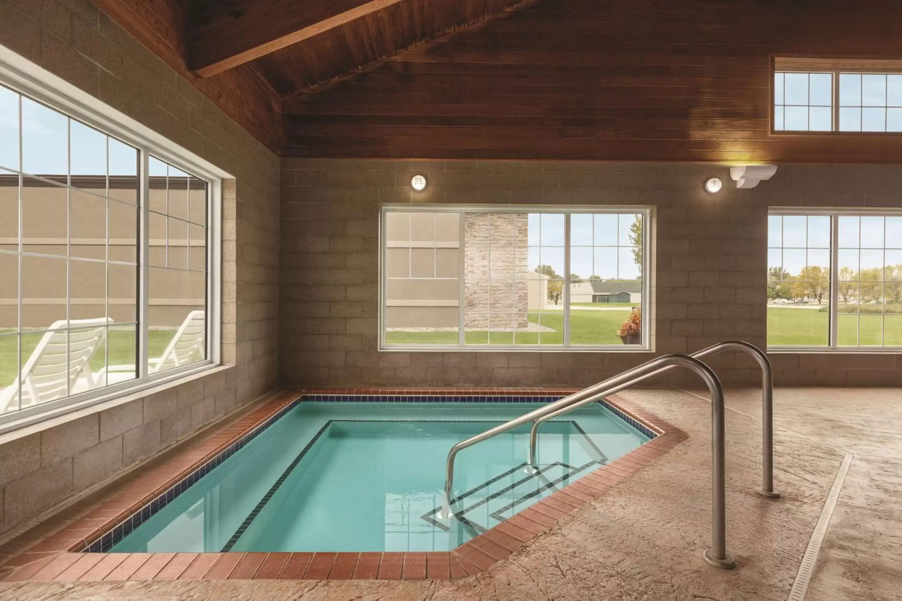 Activities, Swimming Pool in Country Inn & Suites by Radisson, Willmar, MN