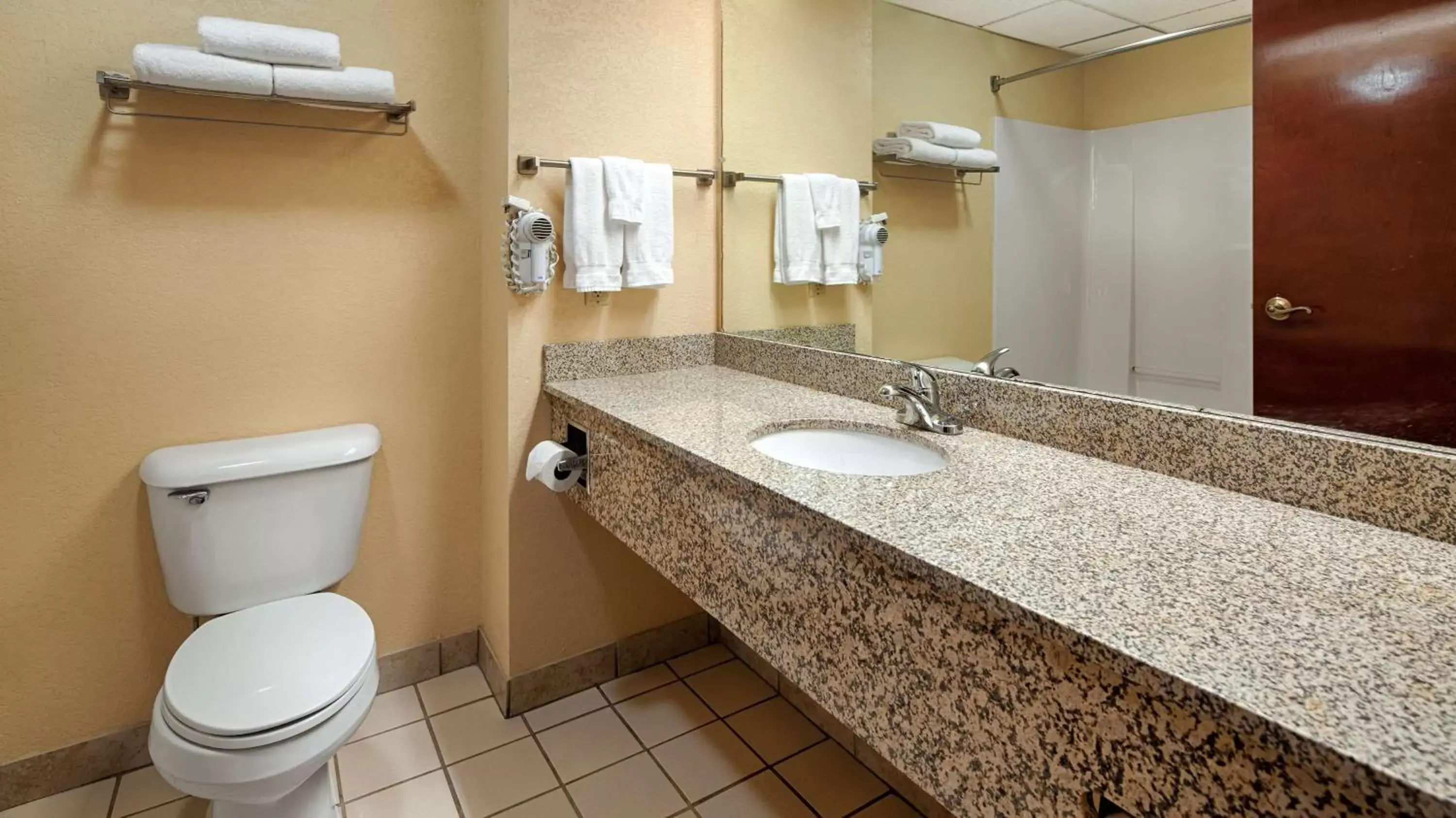 Photo of the whole room, Bathroom in Best Western of Wise