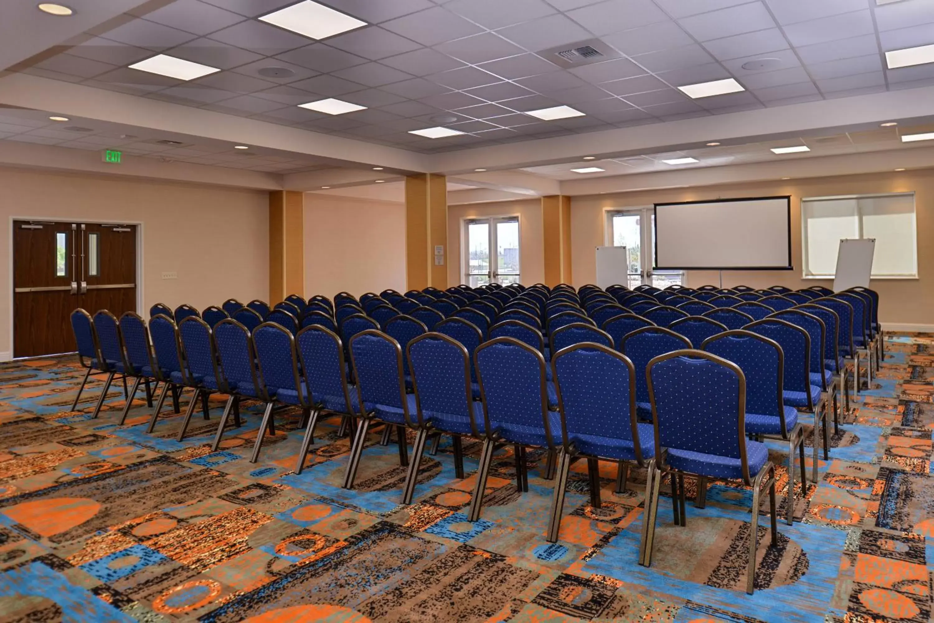 Meeting/conference room in Fairfield Inn & Suites by Marriott Sacramento Airport Woodland