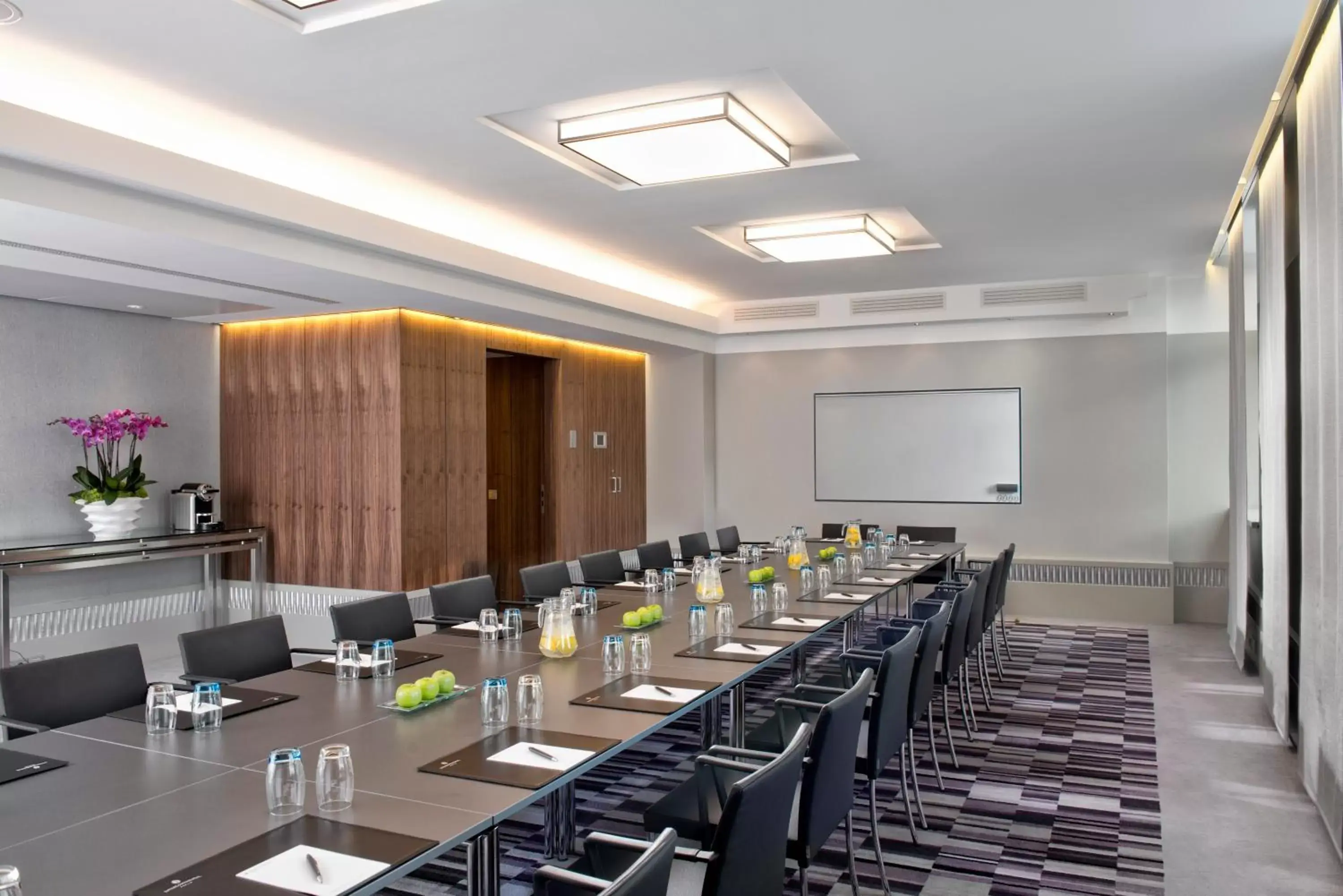 Meeting/conference room in InterContinental Berlin, an IHG Hotel