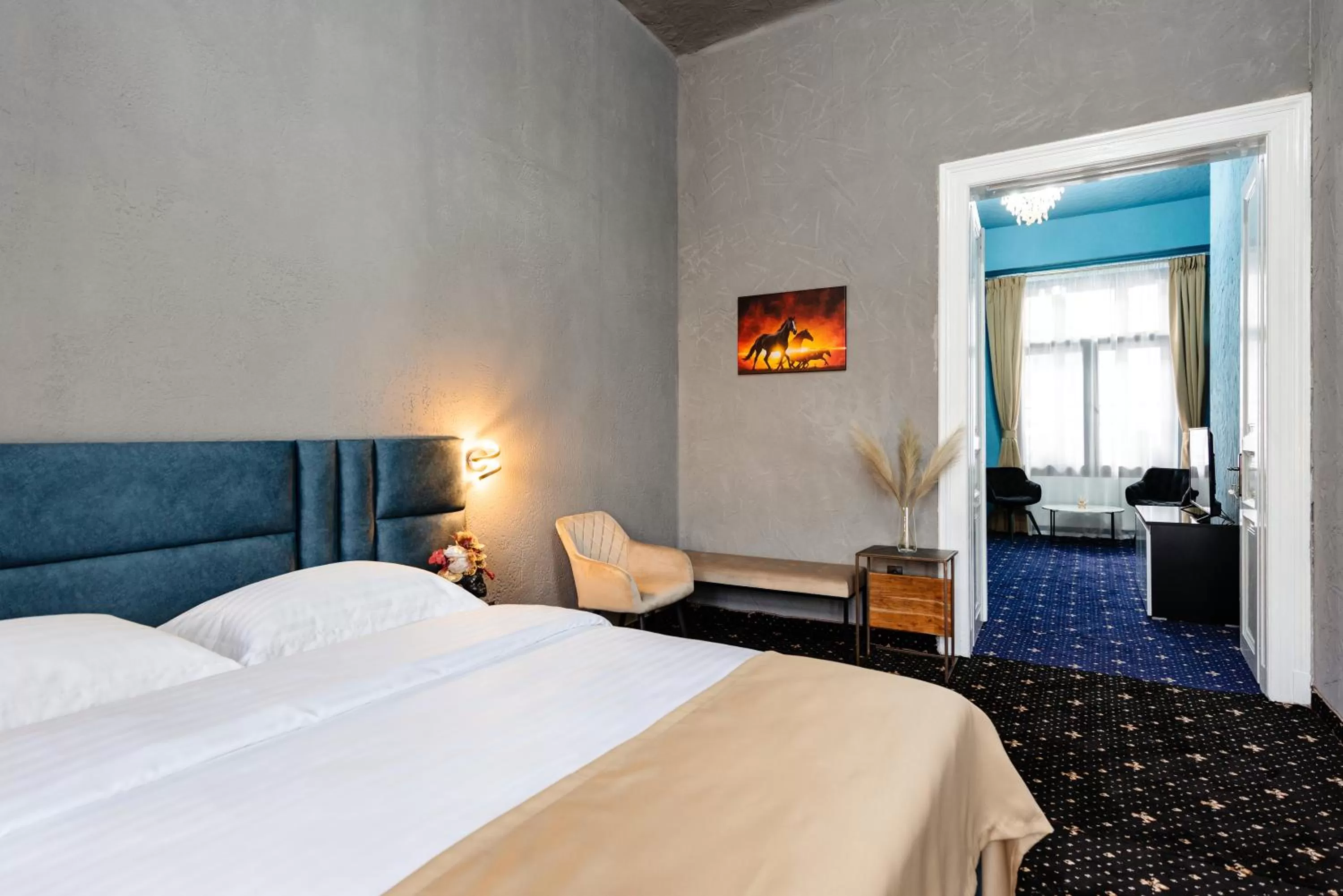 Photo of the whole room, Bed in Palace Bulevard Inn