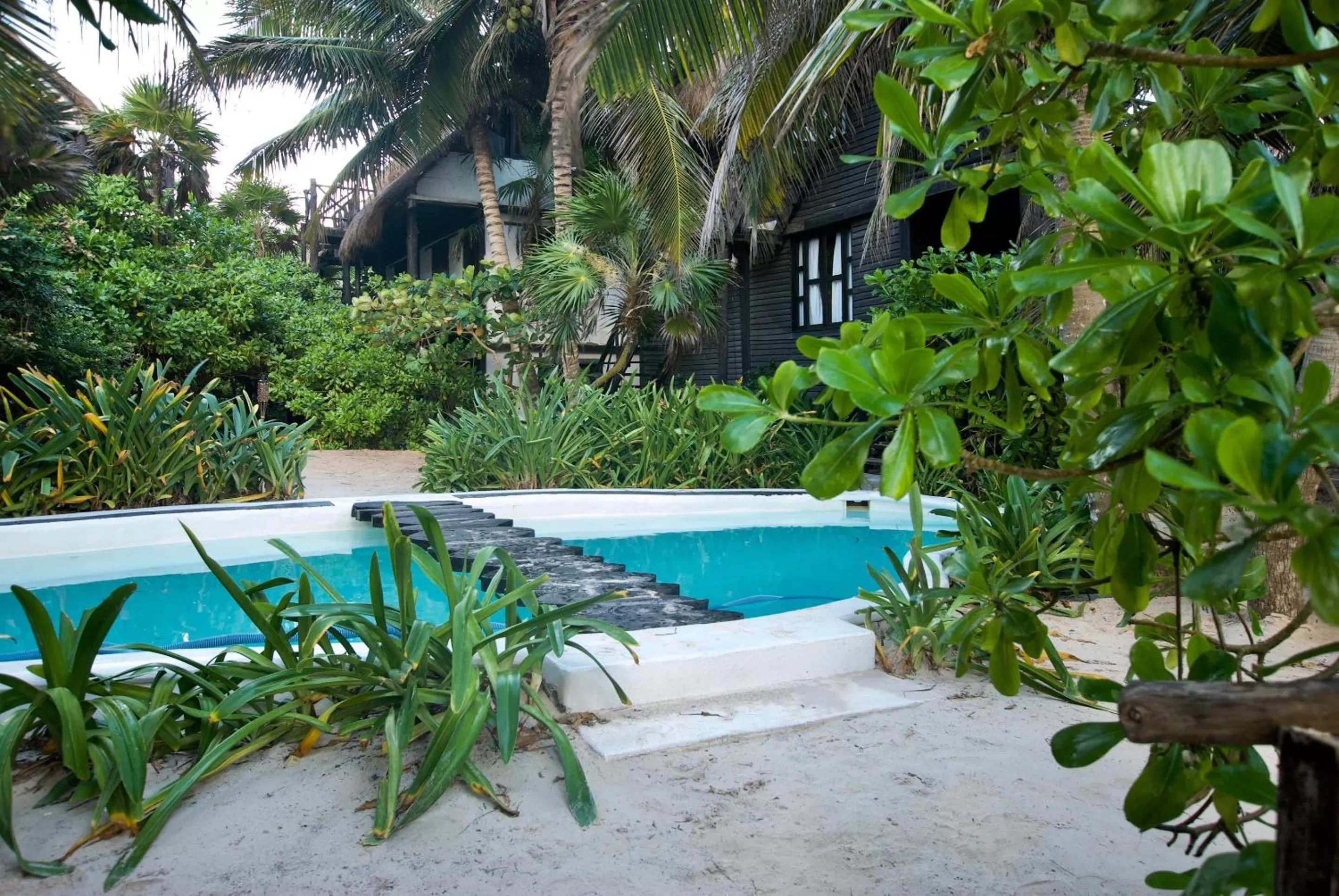 Swimming Pool in Hotel Zulum