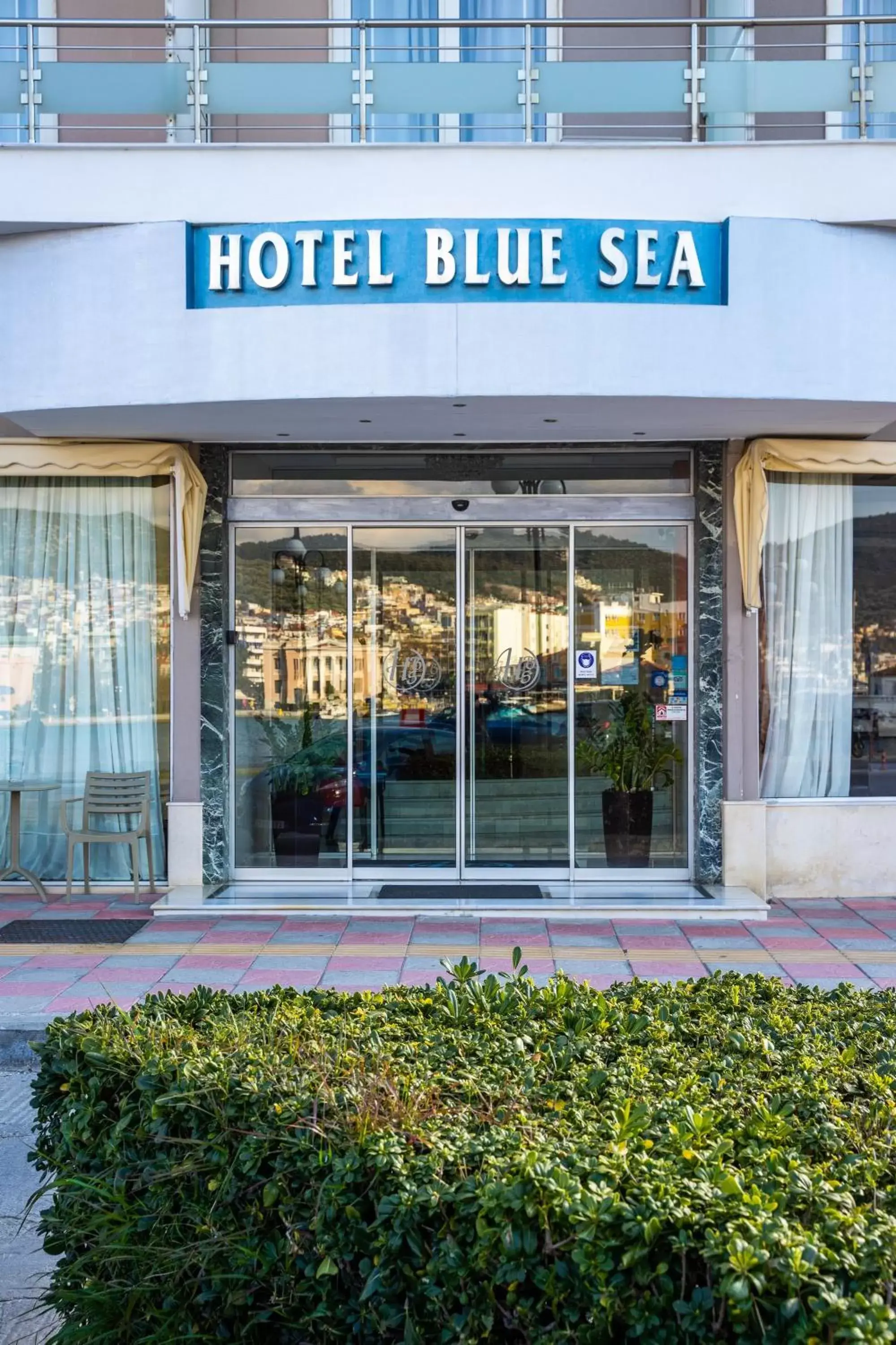 Facade/entrance in Blue Sea Hotel