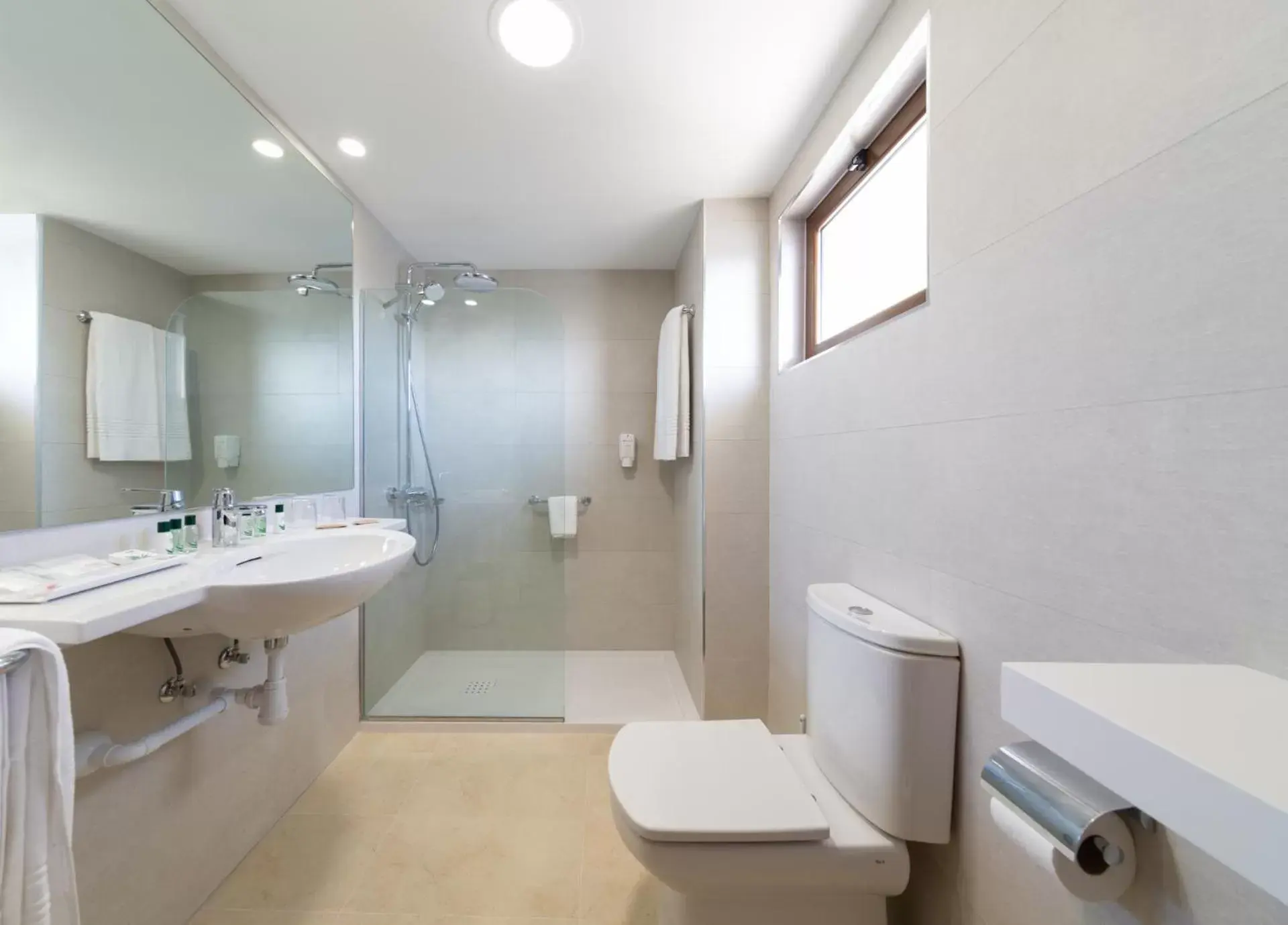 Bathroom in Los Zocos Impressive Lanzarote
