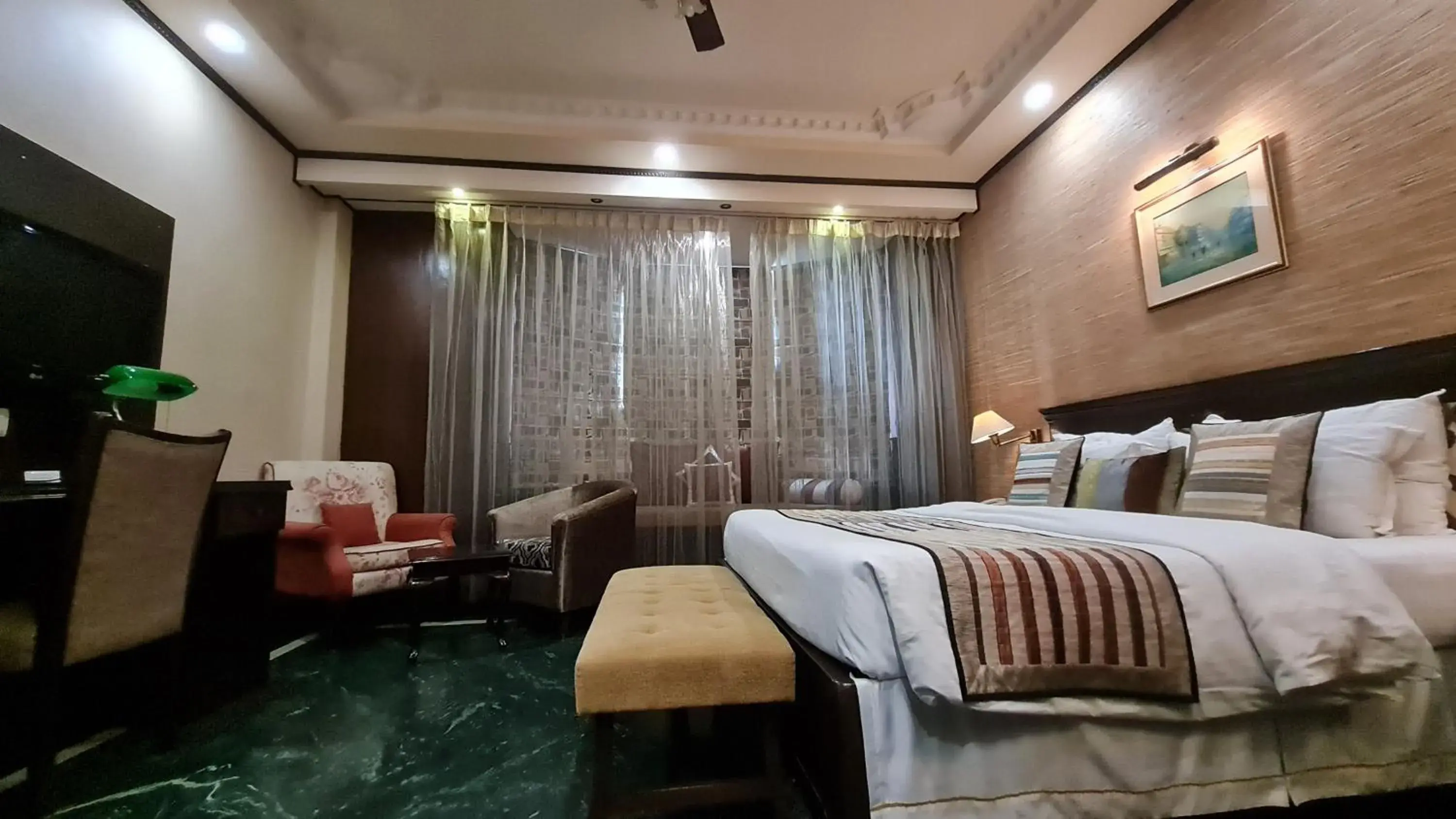 Bedroom in Hotel Diplomat Residency