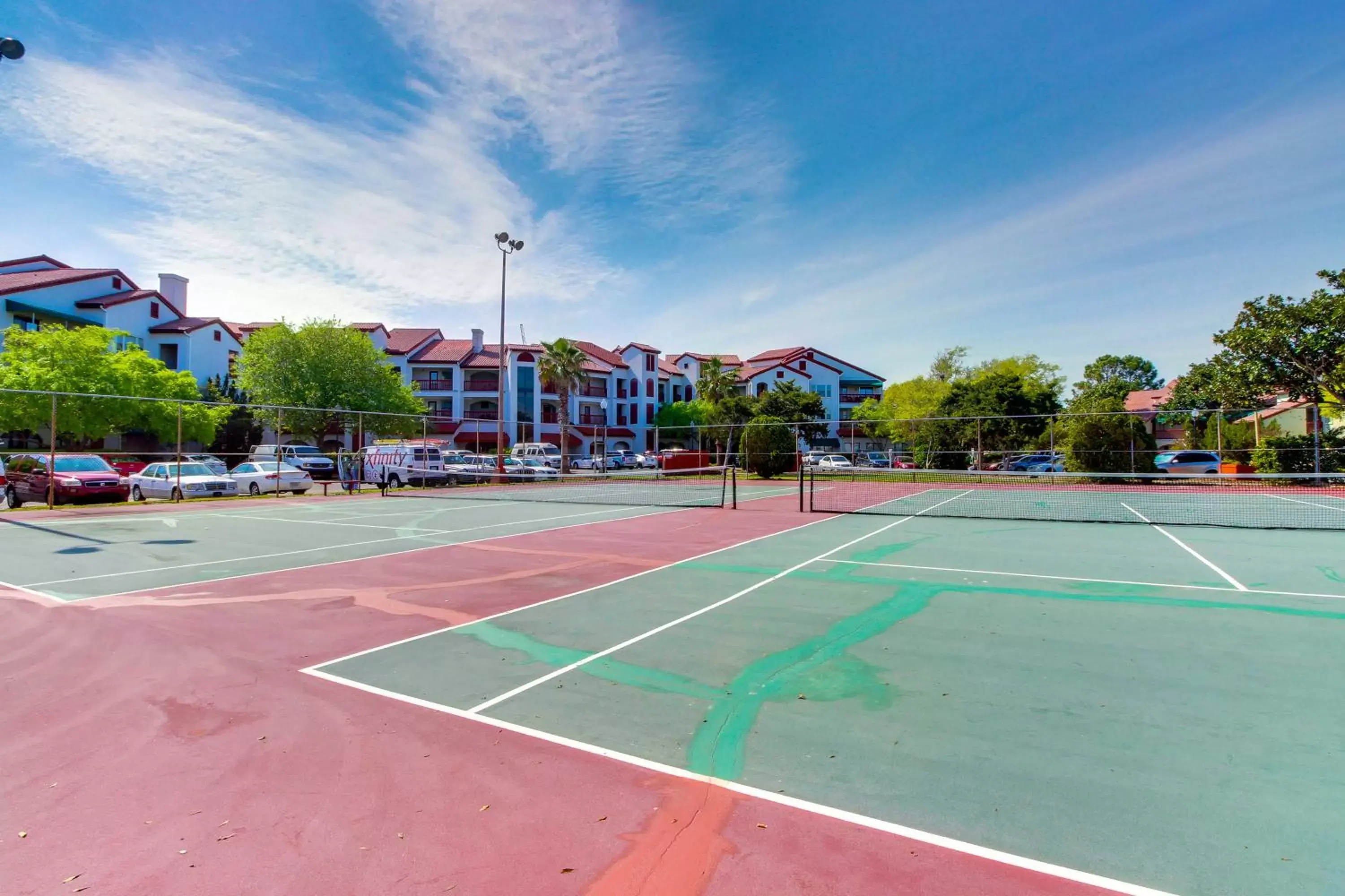 Tennis/Squash in The Inn at St. Thomas Square #514