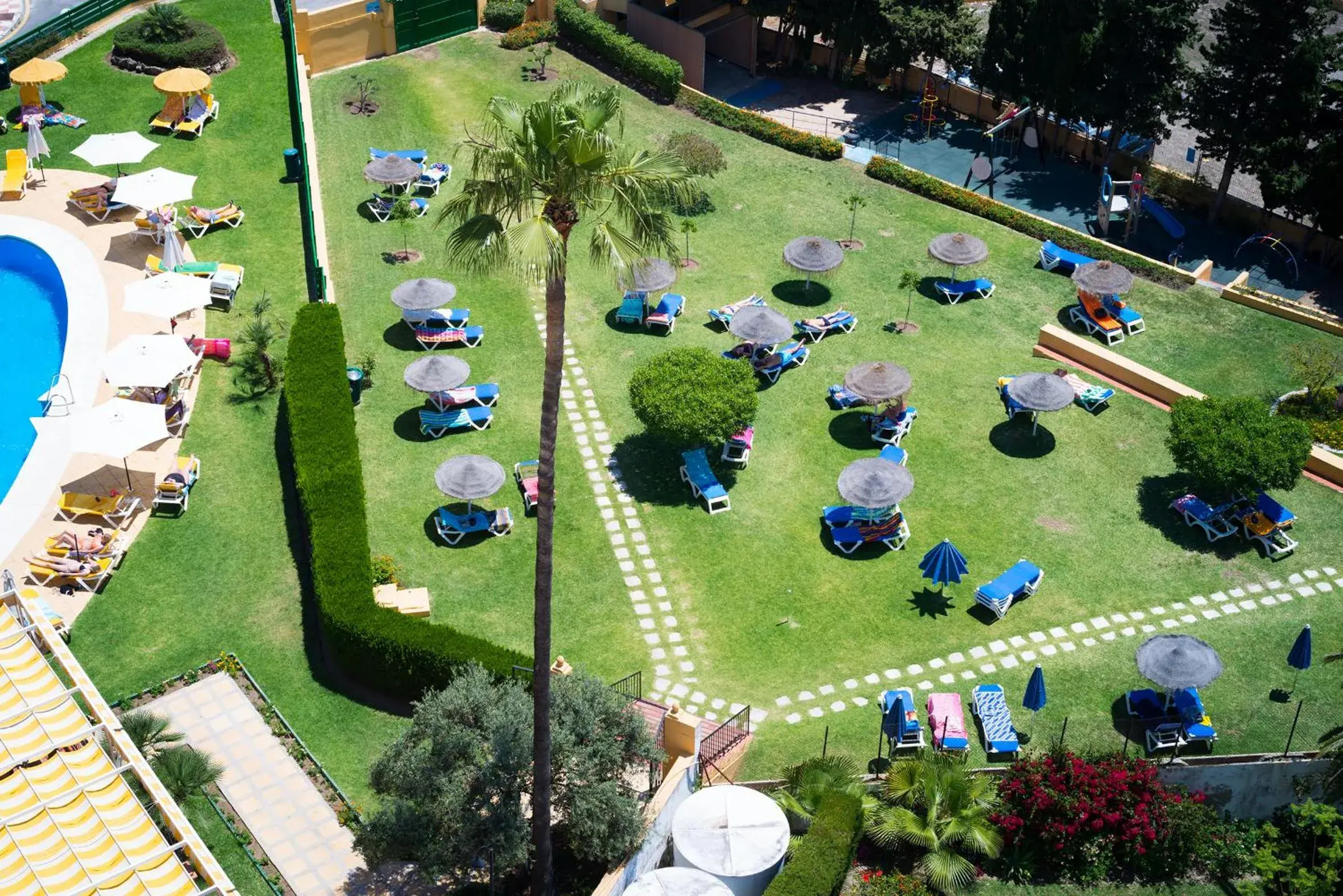 Garden view, Bird's-eye View in Hotel Monarque Torreblanca