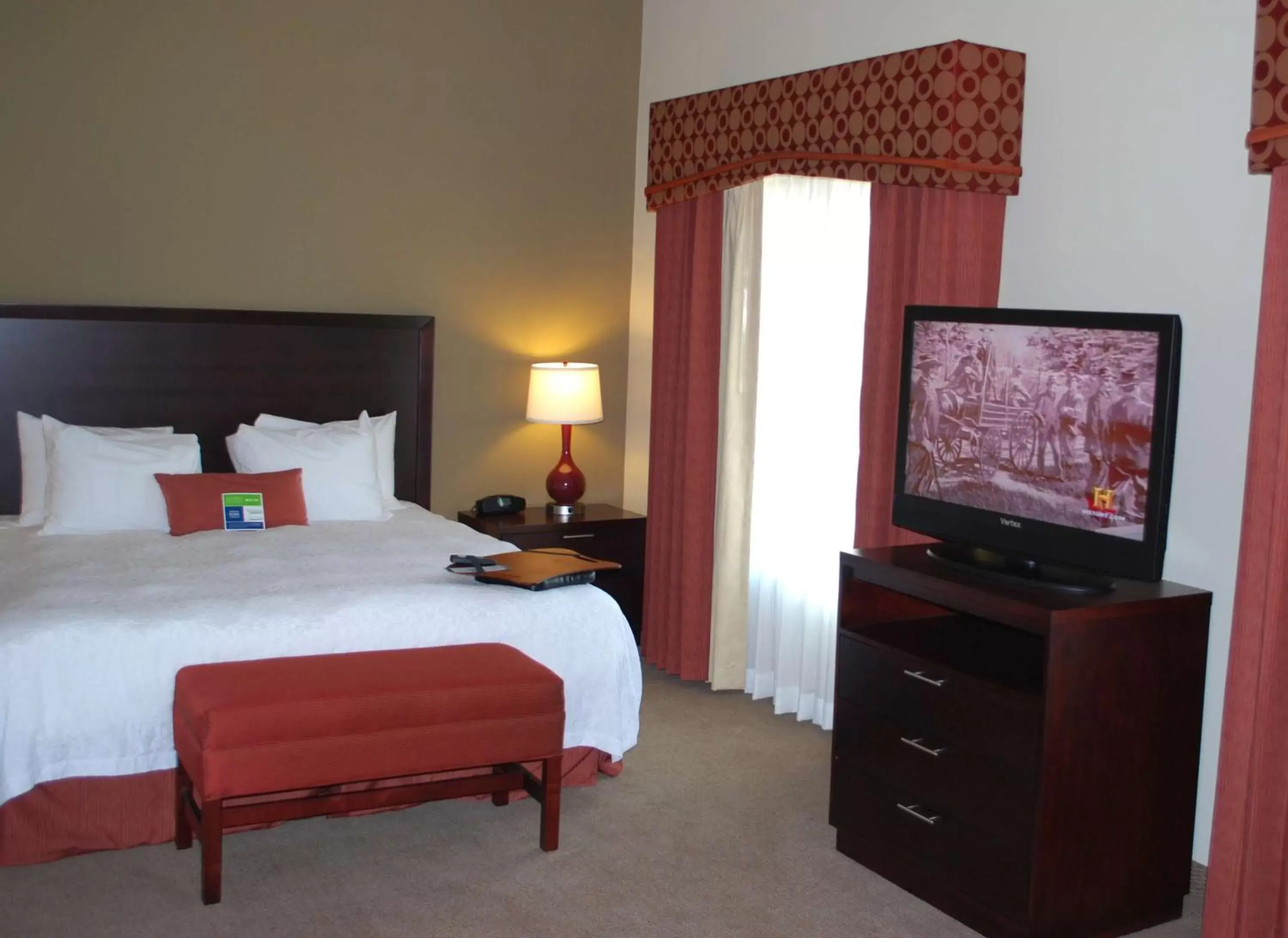 Bed in Hampton Inn & Suites Phoenix/Gilbert