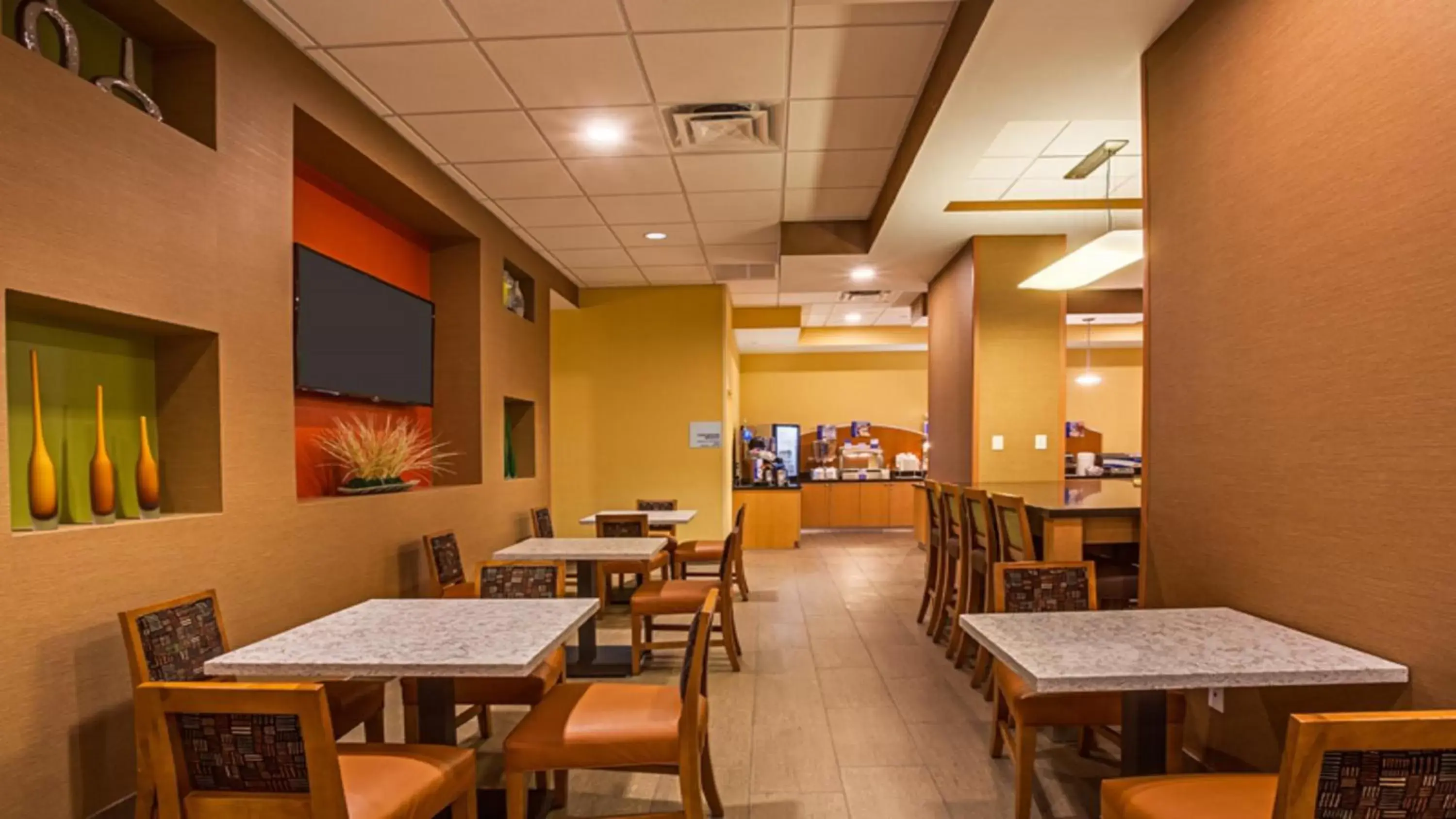 Restaurant/Places to Eat in Holiday Inn Express Fort Lauderdale Airport South, an IHG Hotel