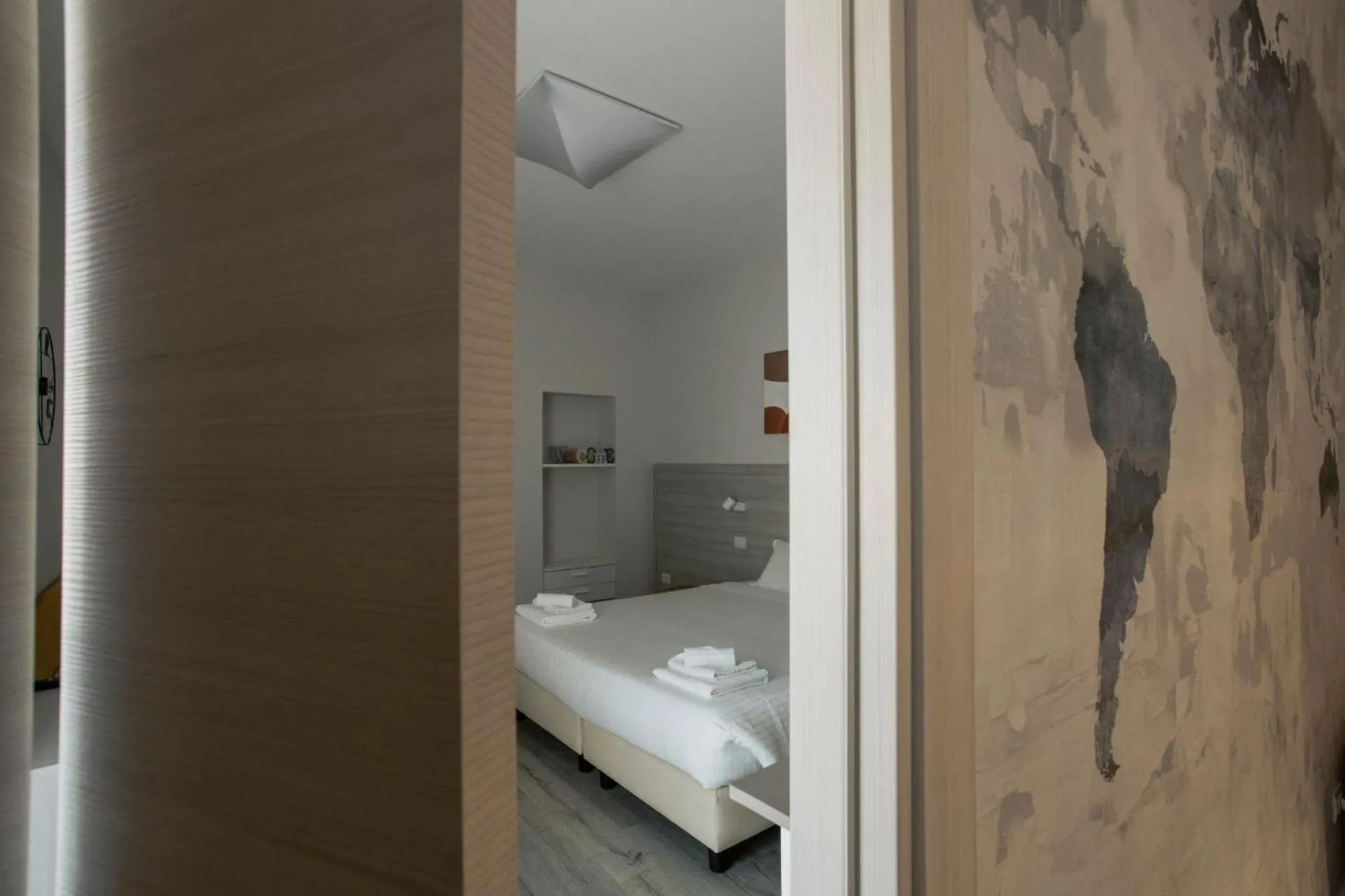 Photo of the whole room, Bed in Livingstone B&B