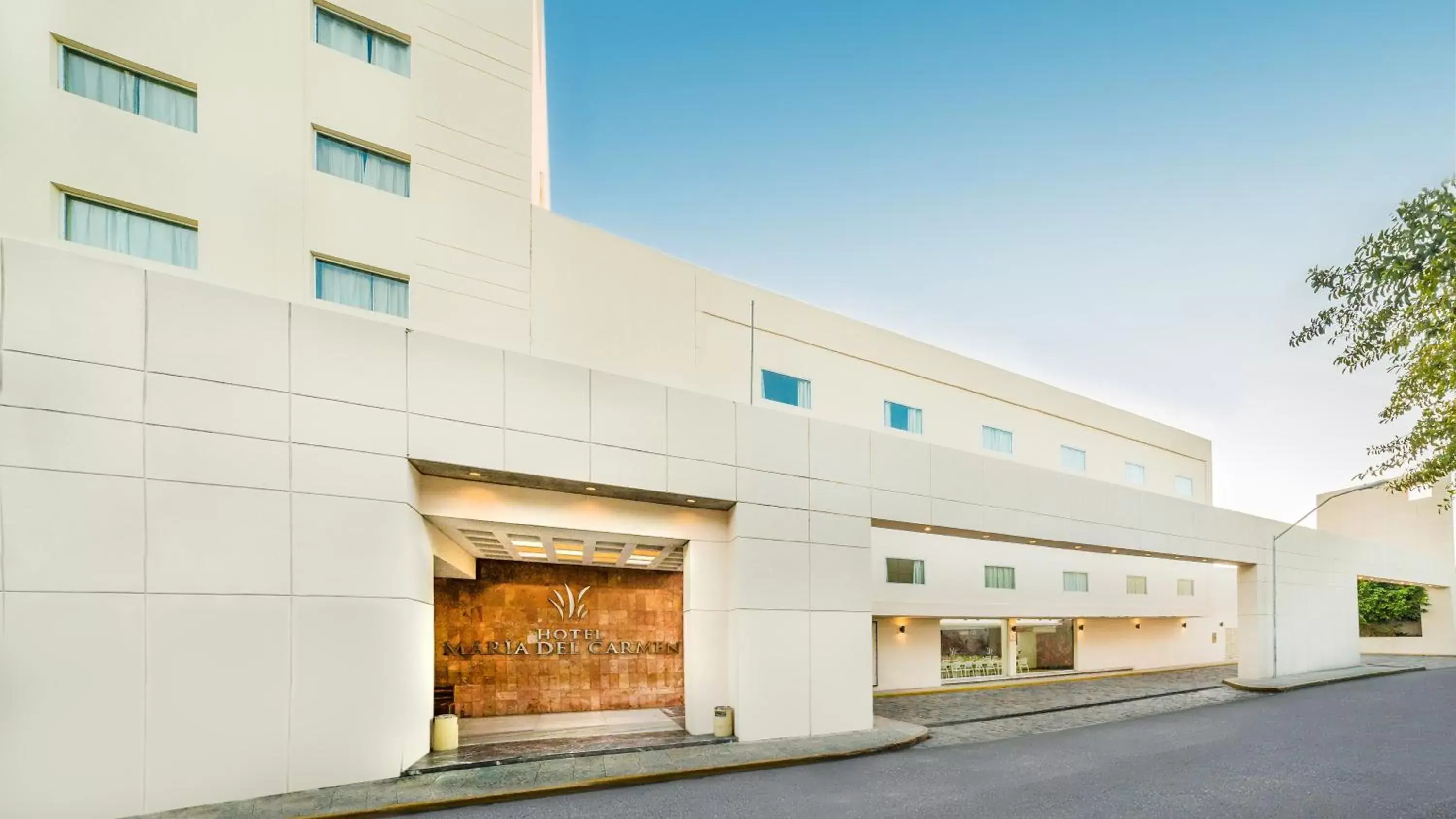 Facade/entrance, Property Building in Hotel Maria del Carmen