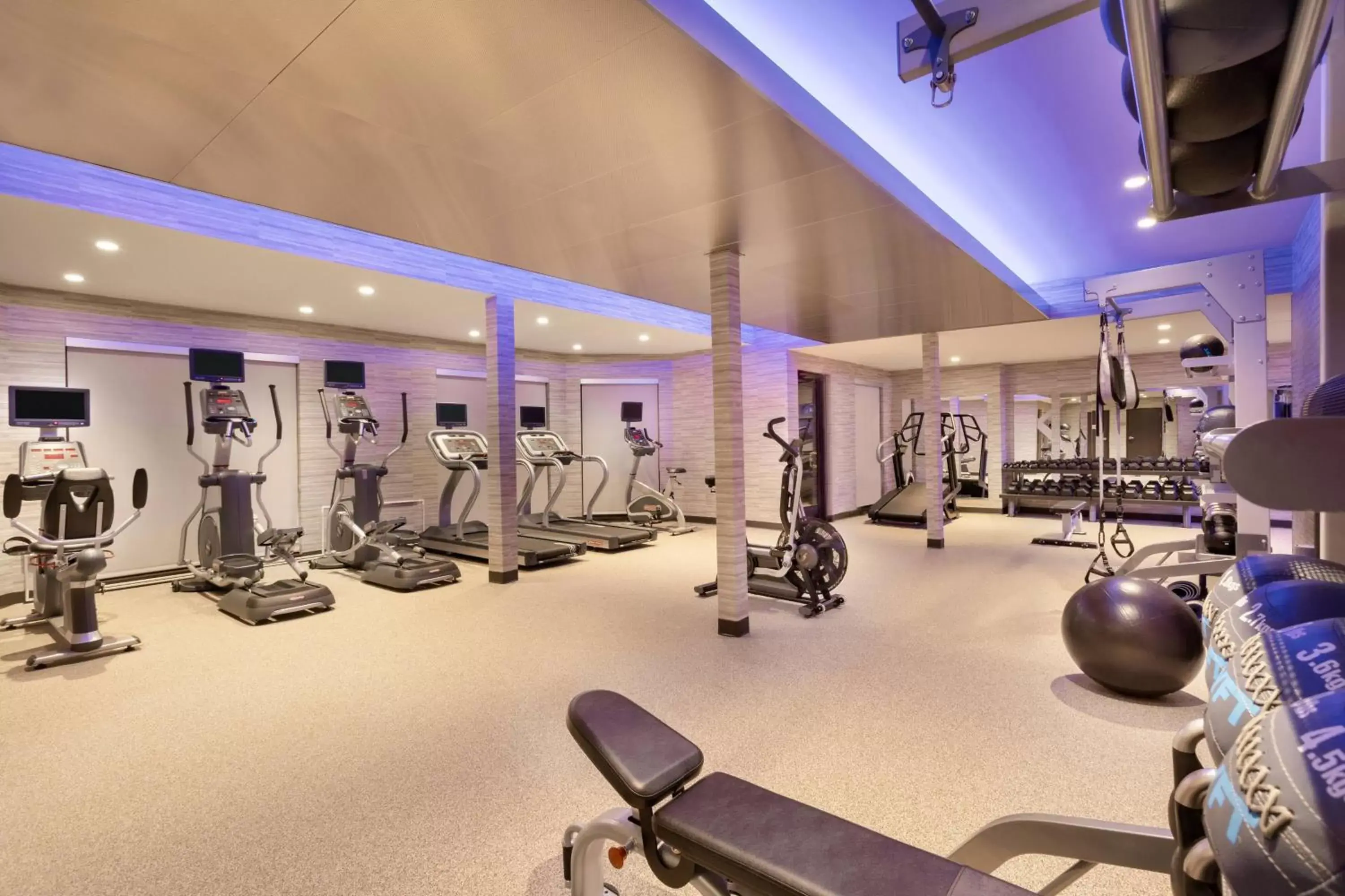 Fitness centre/facilities, Fitness Center/Facilities in Courtyard by Marriott Topeka