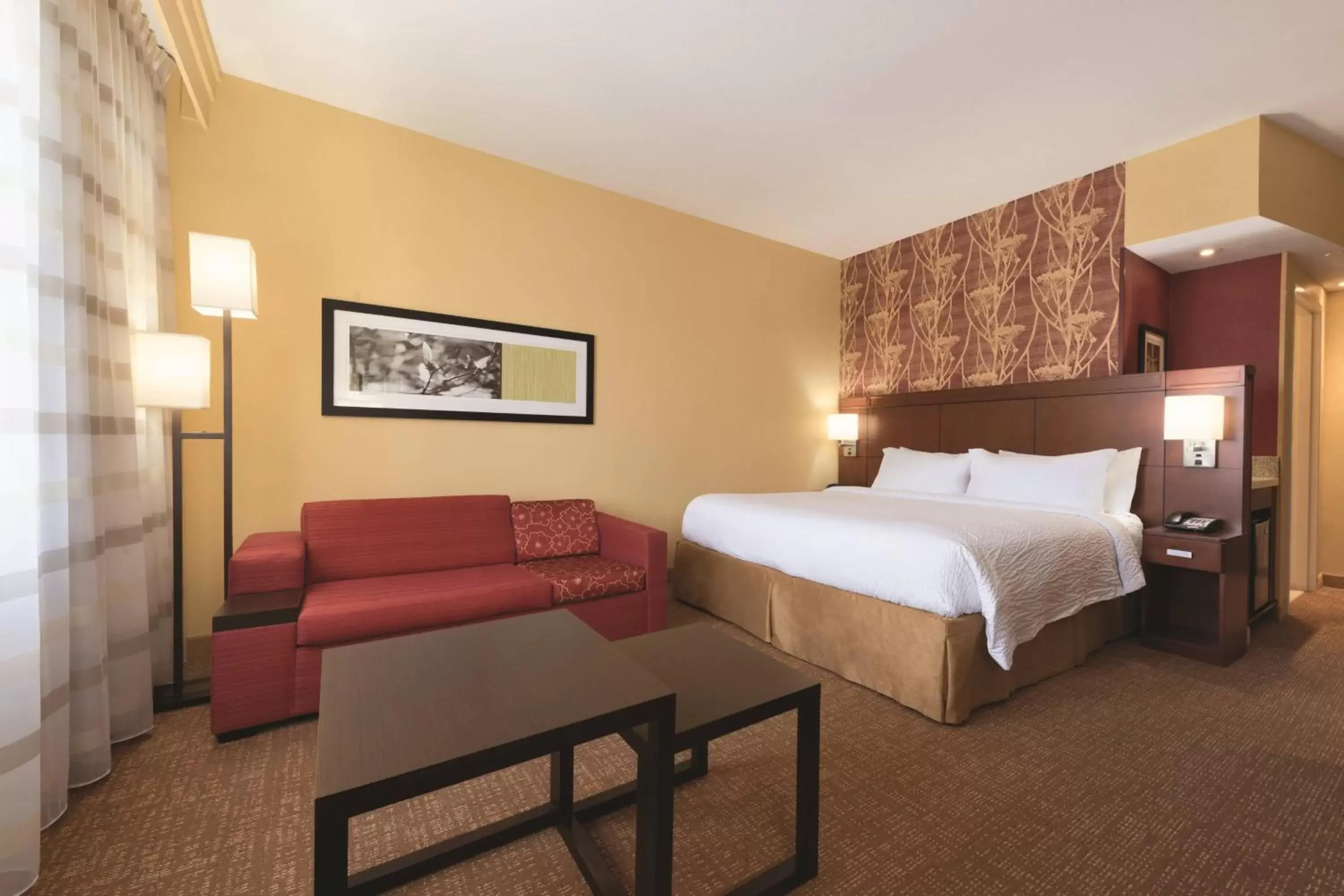 Photo of the whole room, Bed in Courtyard by Marriott Salisbury