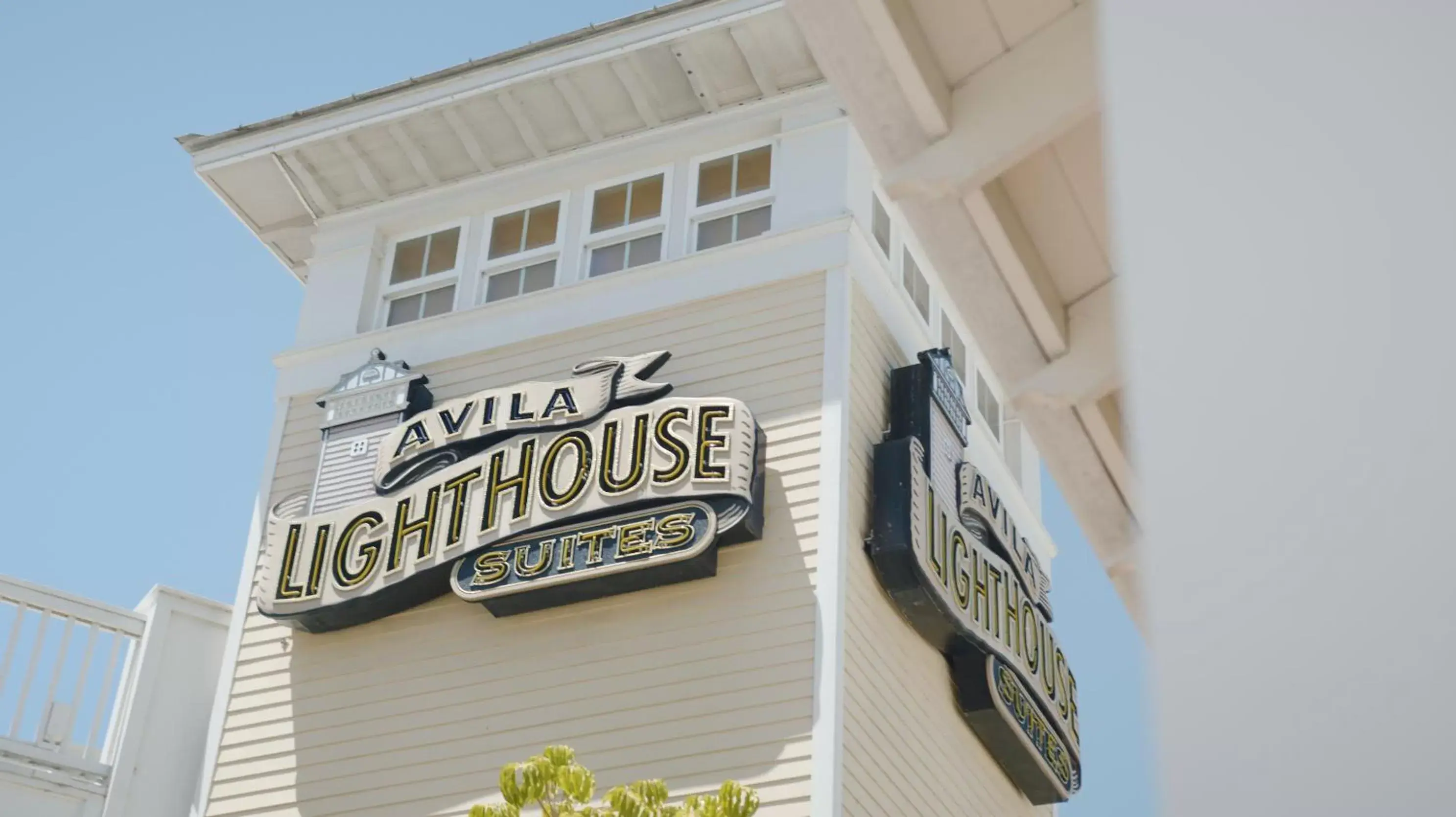 Decorative detail, Property Building in Avila Lighthouse Suites